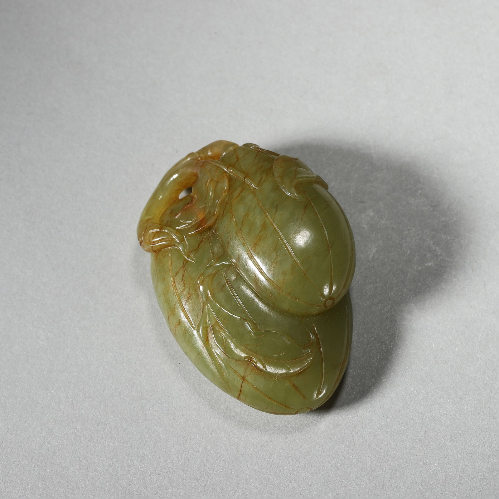 Yellow Jade Fruit Pendant: Yellow Jade Fruit Pendant Length:6cm Width:4cm