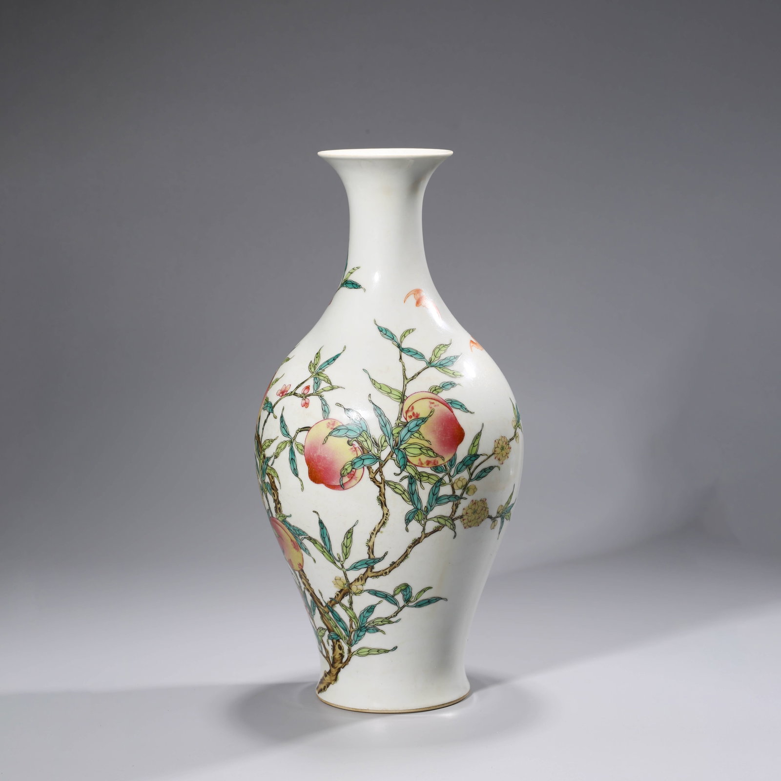 Famille-Rose Nine Peach Olive Vase: Famille-Rose Nine Peach Olive Vase Width:19.5cm Height:41cm
