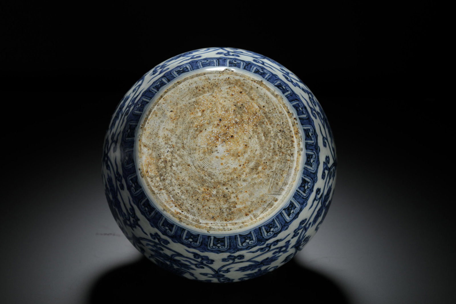 Blue and White Eight Buddhist Emblems Jar - 9