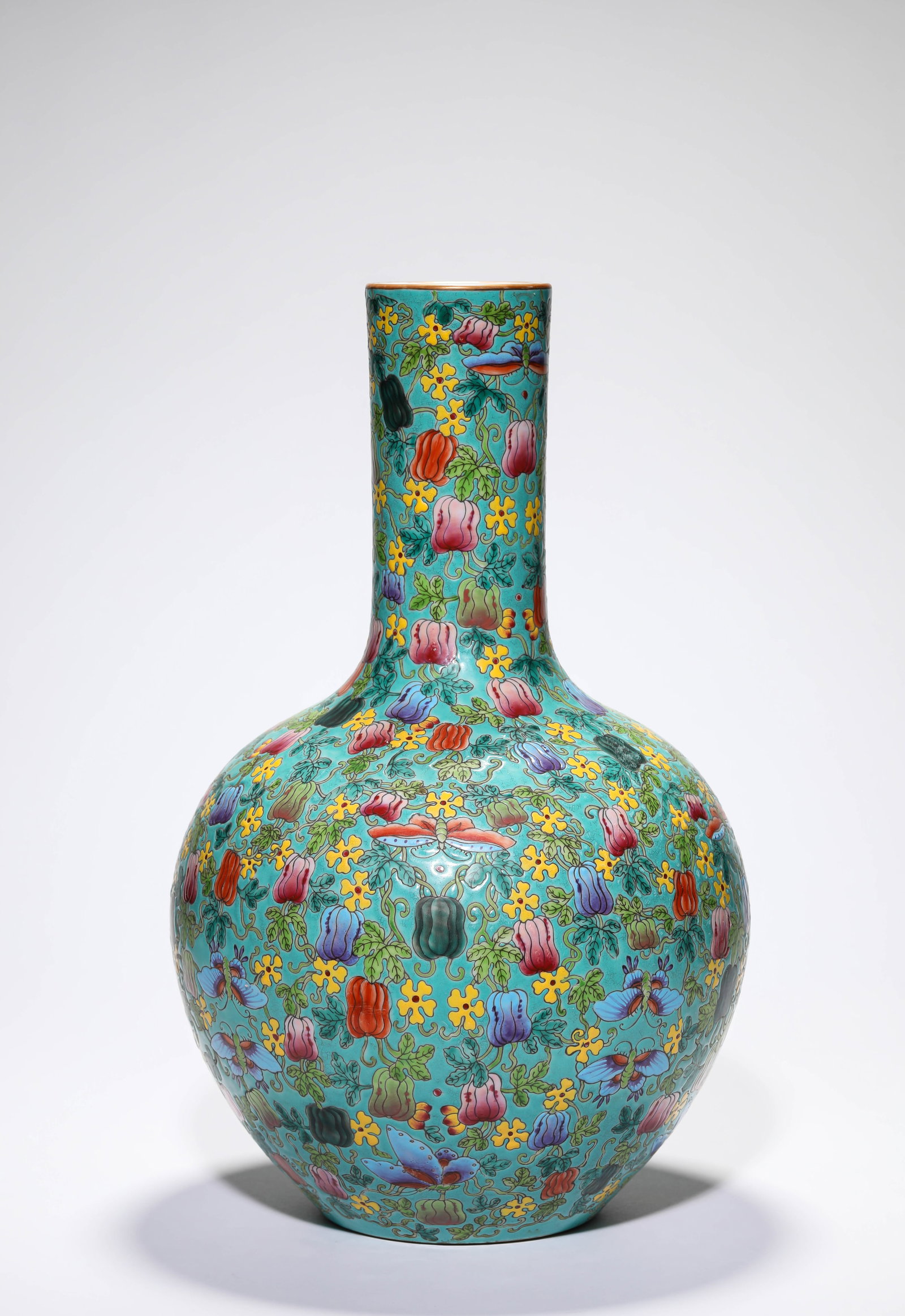 A FAMILLE-ROSE ?MELON OF GOOD FORTUNE? CELESTIAL GLOBE VASE: A FAMILLE-ROSE ?MELON OF GOOD FORTUNE? CELESTIAL GLOBE VASE Description: Dimensions: Width: 24.5 cm x Height: 39.5 cm. All measurements are approximate.