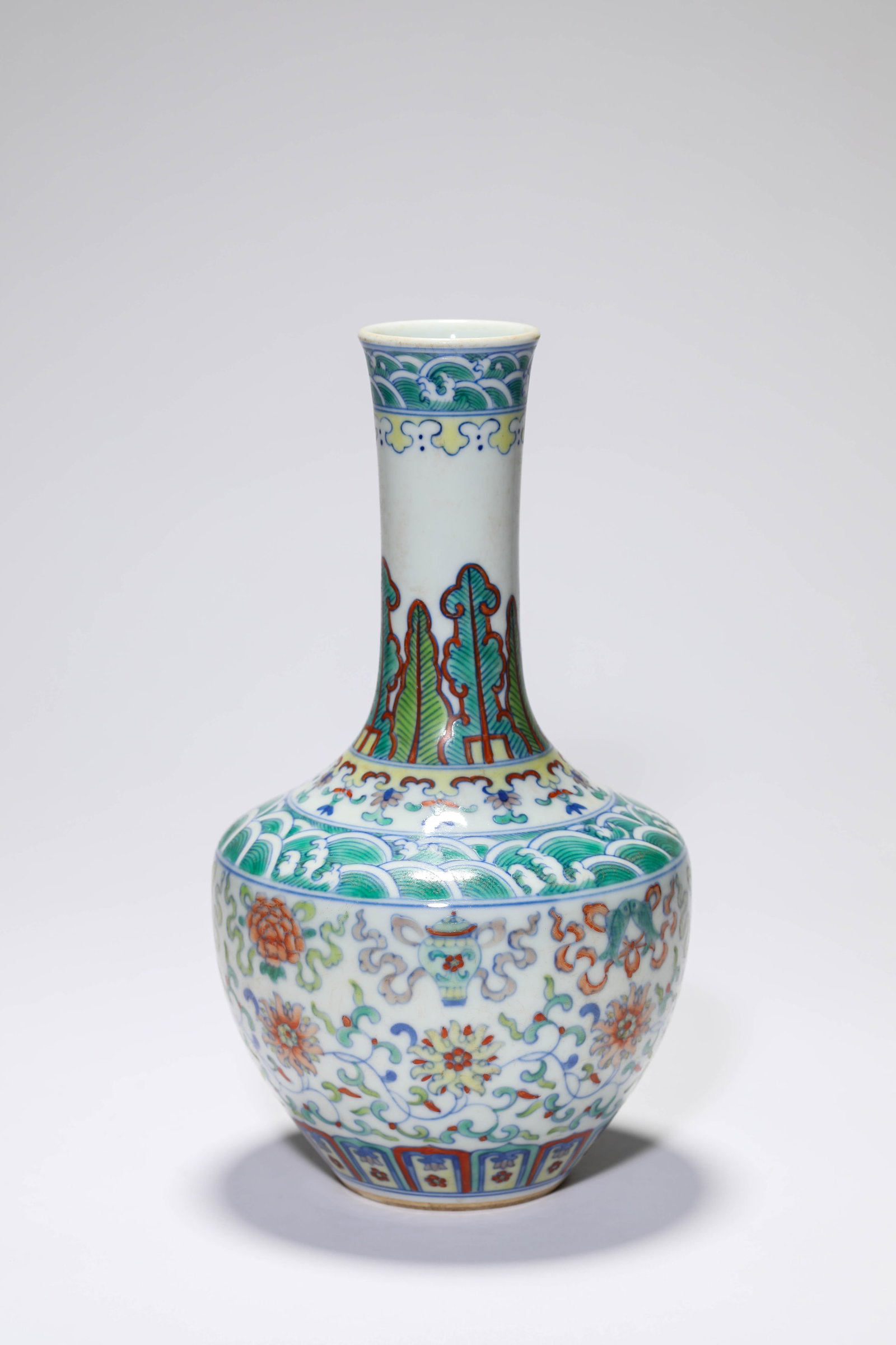 A DOUCAI ?EIGHT BUDDHIST EMBLEMS? VASE - 2