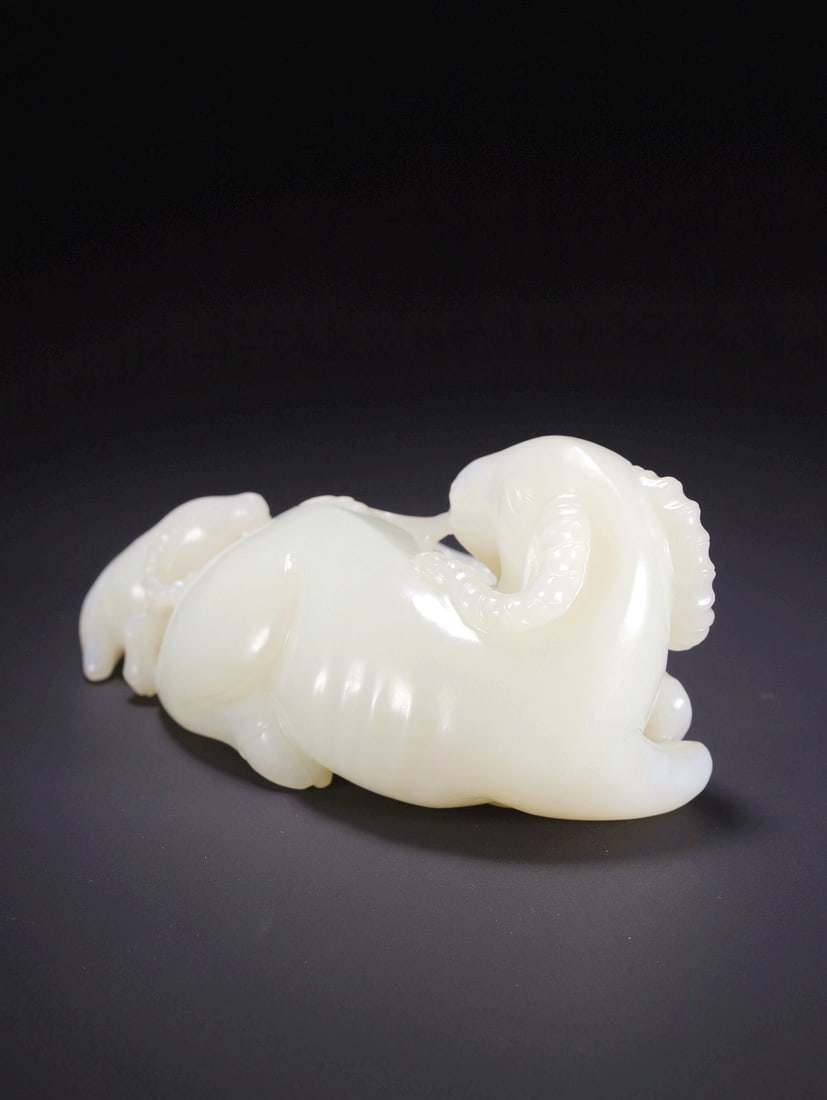 A HETIAN JADE 'THREE RAMS' DISPLAY PIECE - 4