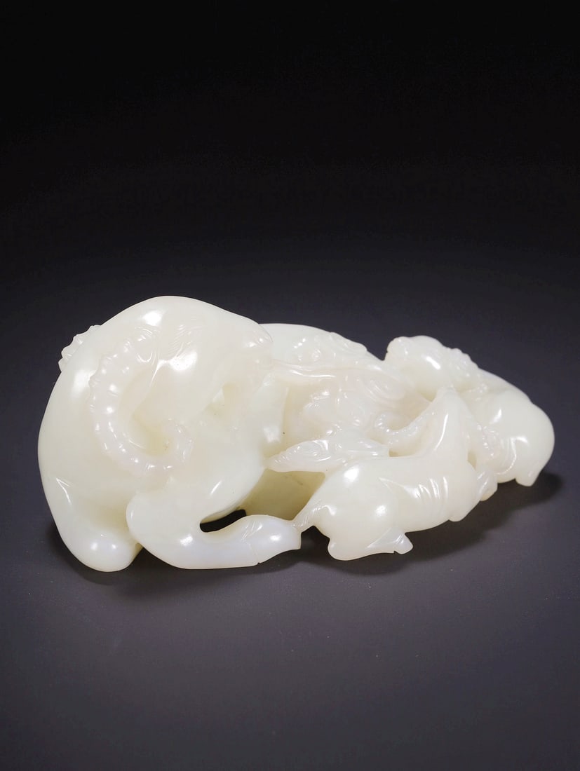 A HETIAN JADE 'THREE RAMS' DISPLAY PIECE - 5