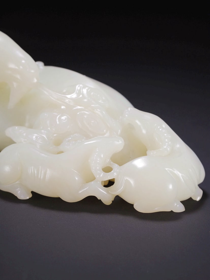 A HETIAN JADE 'THREE RAMS' DISPLAY PIECE - 7