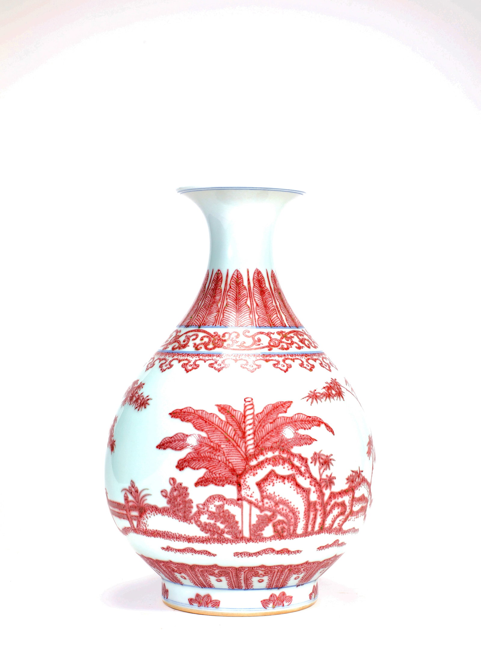 A COPPER-RED BAMBOO AND PLANTAIN PEAR-SHAPED VASE: A COPPER-RED BAMBOO AND PLANTAIN PEAR-SHAPED VASE Size:Width:20cm,Height:31cm