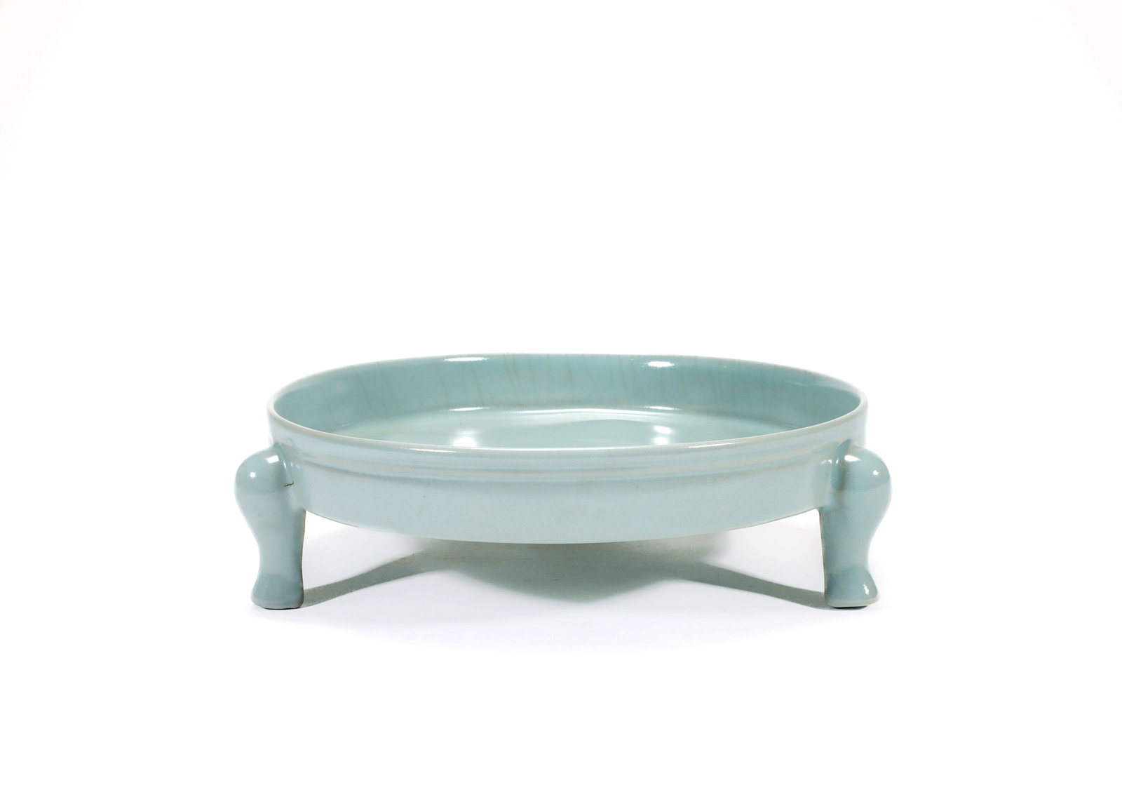A RU KILN TRIPOD DISH - 3