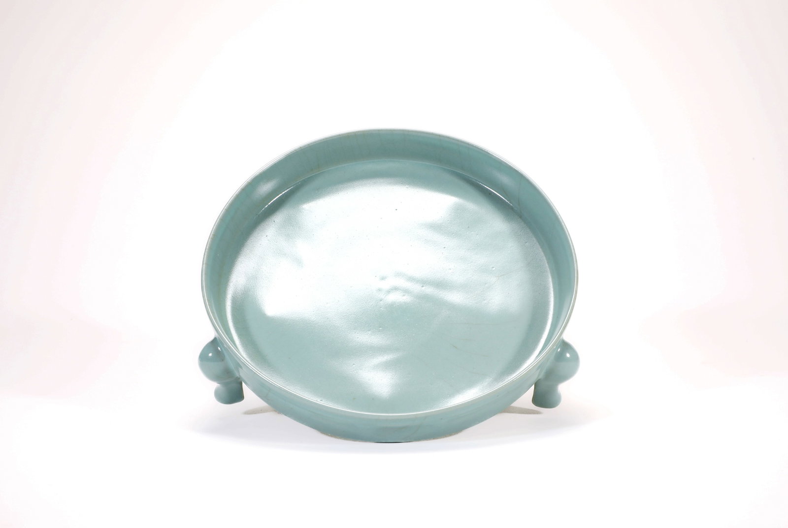 A RU KILN TRIPOD DISH - 6