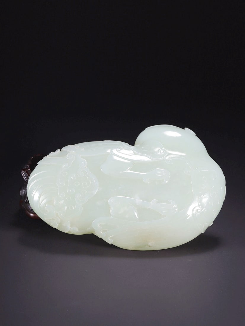 A HETIAN JADE 'PHOENIX' BRUSH WASHER - 2