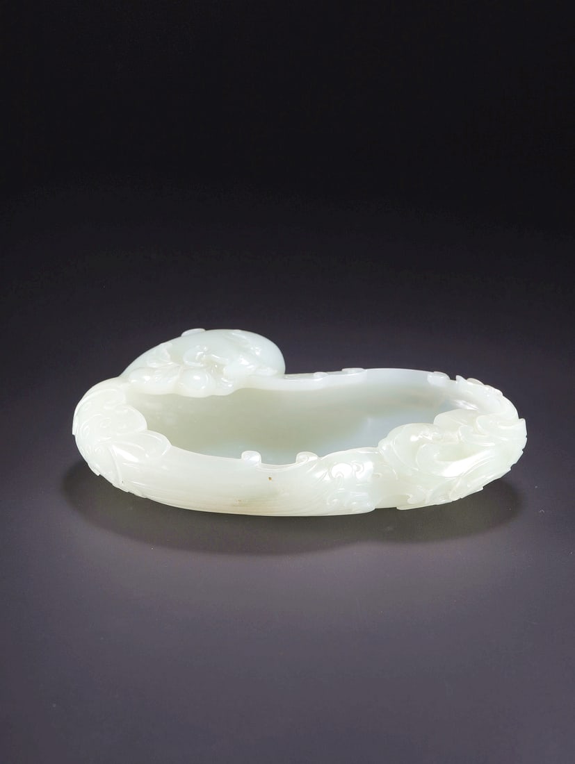 A HETIAN JADE 'PHOENIX' BRUSH WASHER - 3