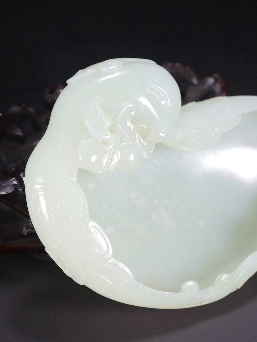 A HETIAN JADE 'PHOENIX' BRUSH WASHER - 7