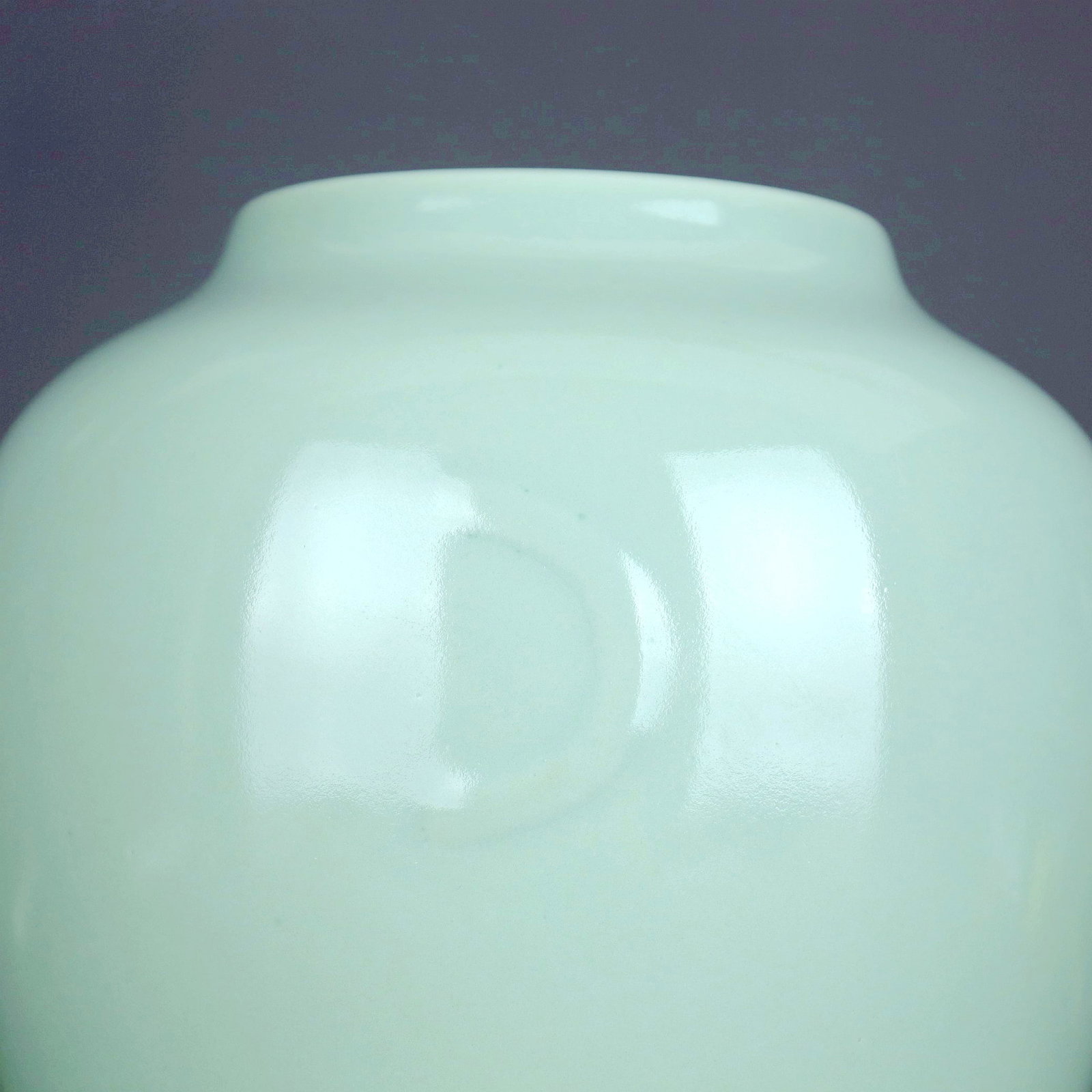 A BEAN-GREEN GLAZED MOON-EAR JAR - 6