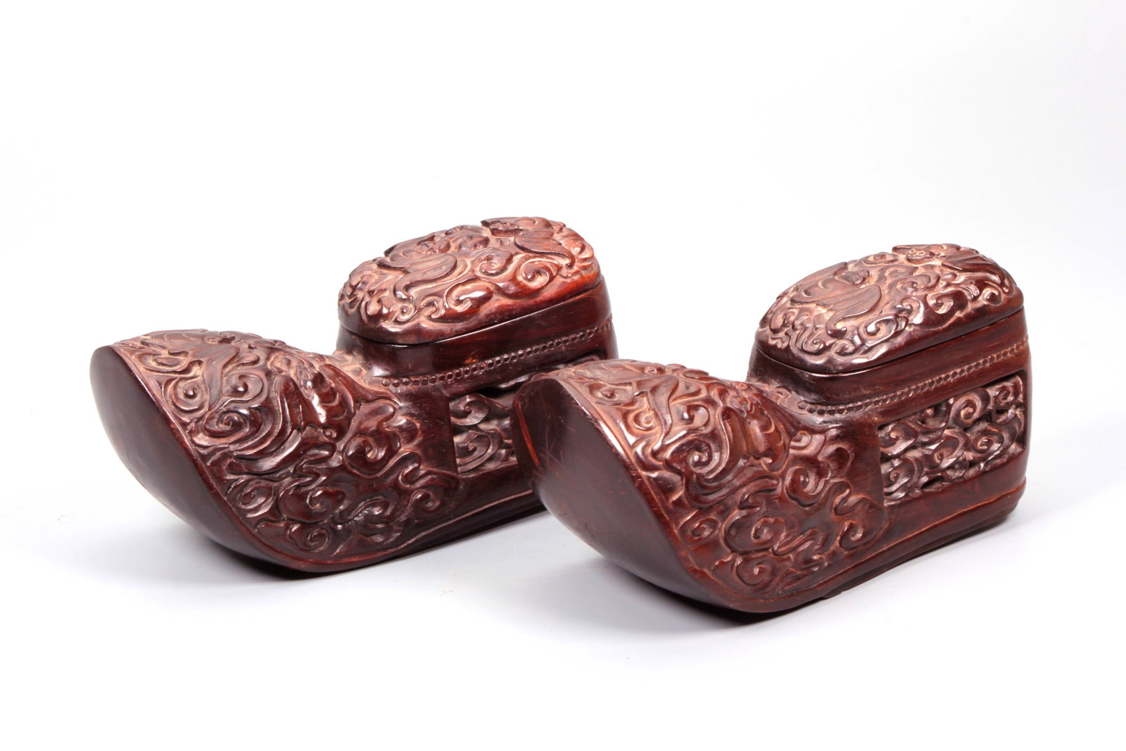 A PAIR ZITAN CARVED LONGEVITY AND FORTUNE SHOES: A PAIR ZITAN CARVED LONGEVITY AND FORTUNE SHOES Size:Height:7cm,Width:5.9cm,Length:13.9cm
