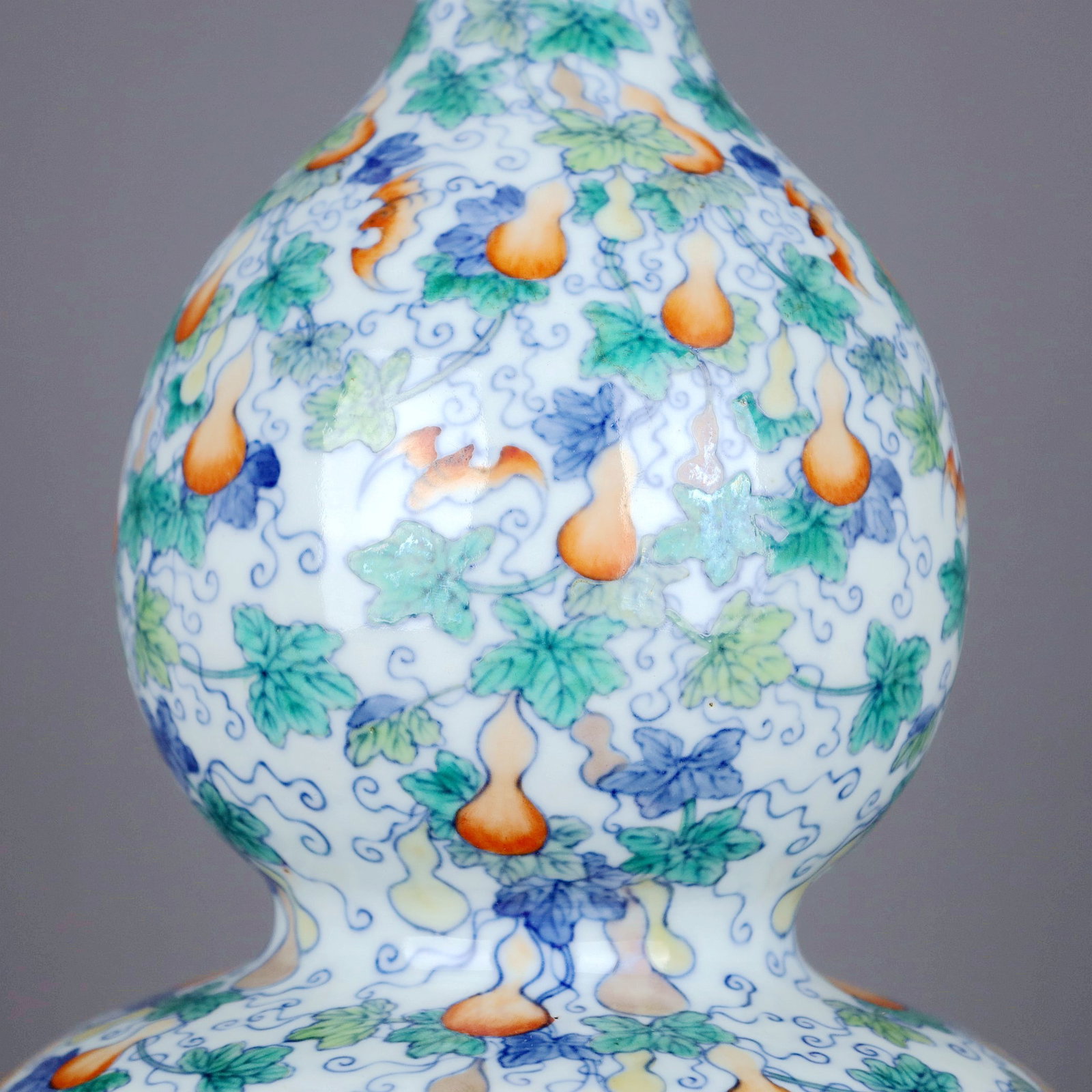 A DOUCAI LONGEVITY GOURD VASE - 7