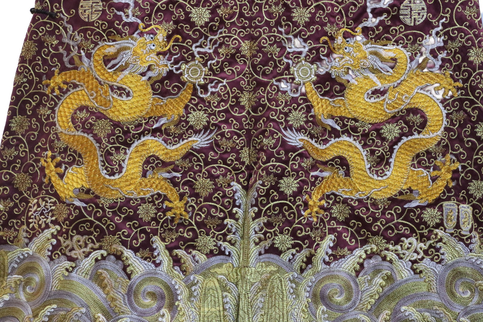 Silk Embroidery Cloud and Dragon Pattern Dragon Robe - 4