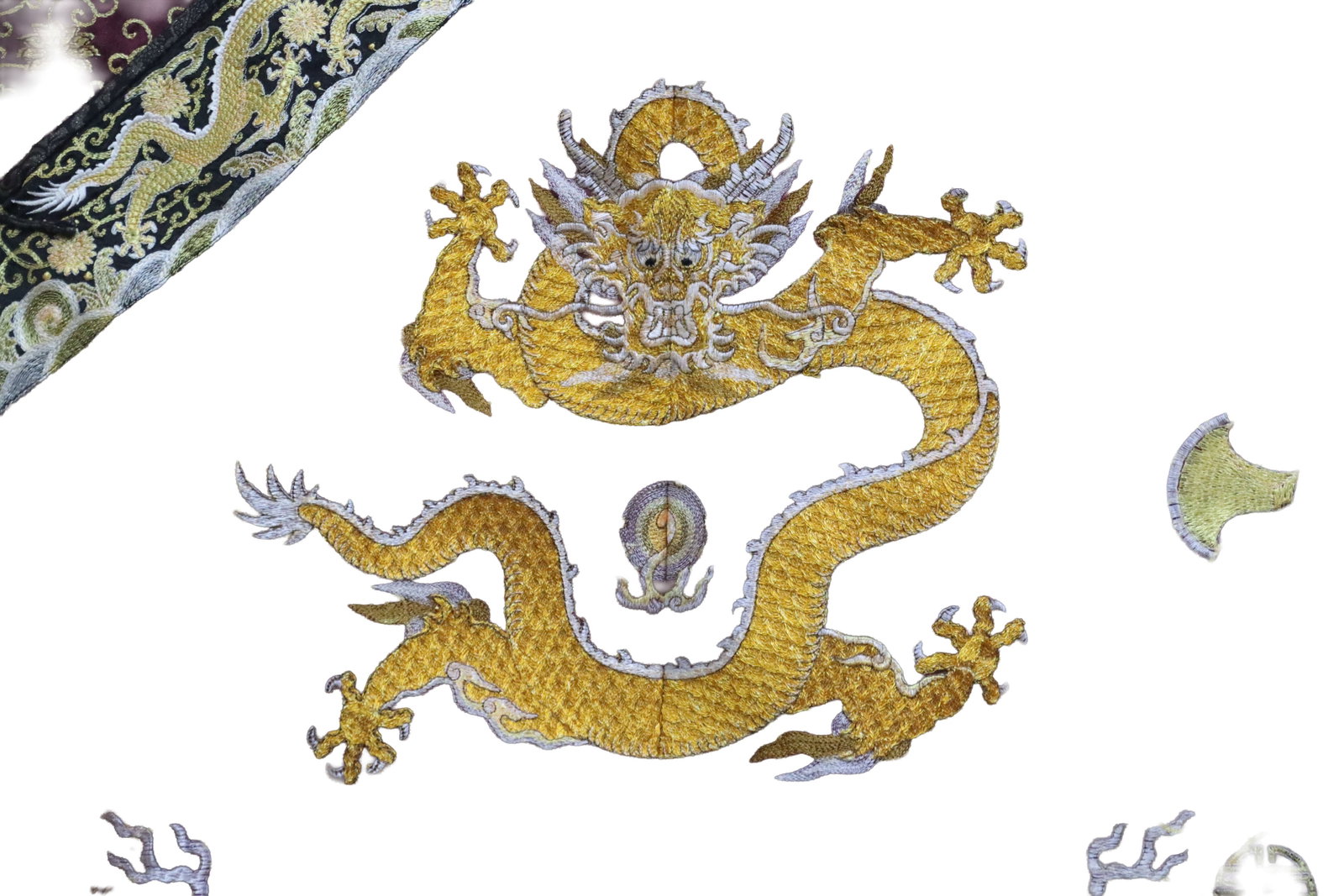 Silk Embroidery Cloud and Dragon Pattern Dragon Robe - 5