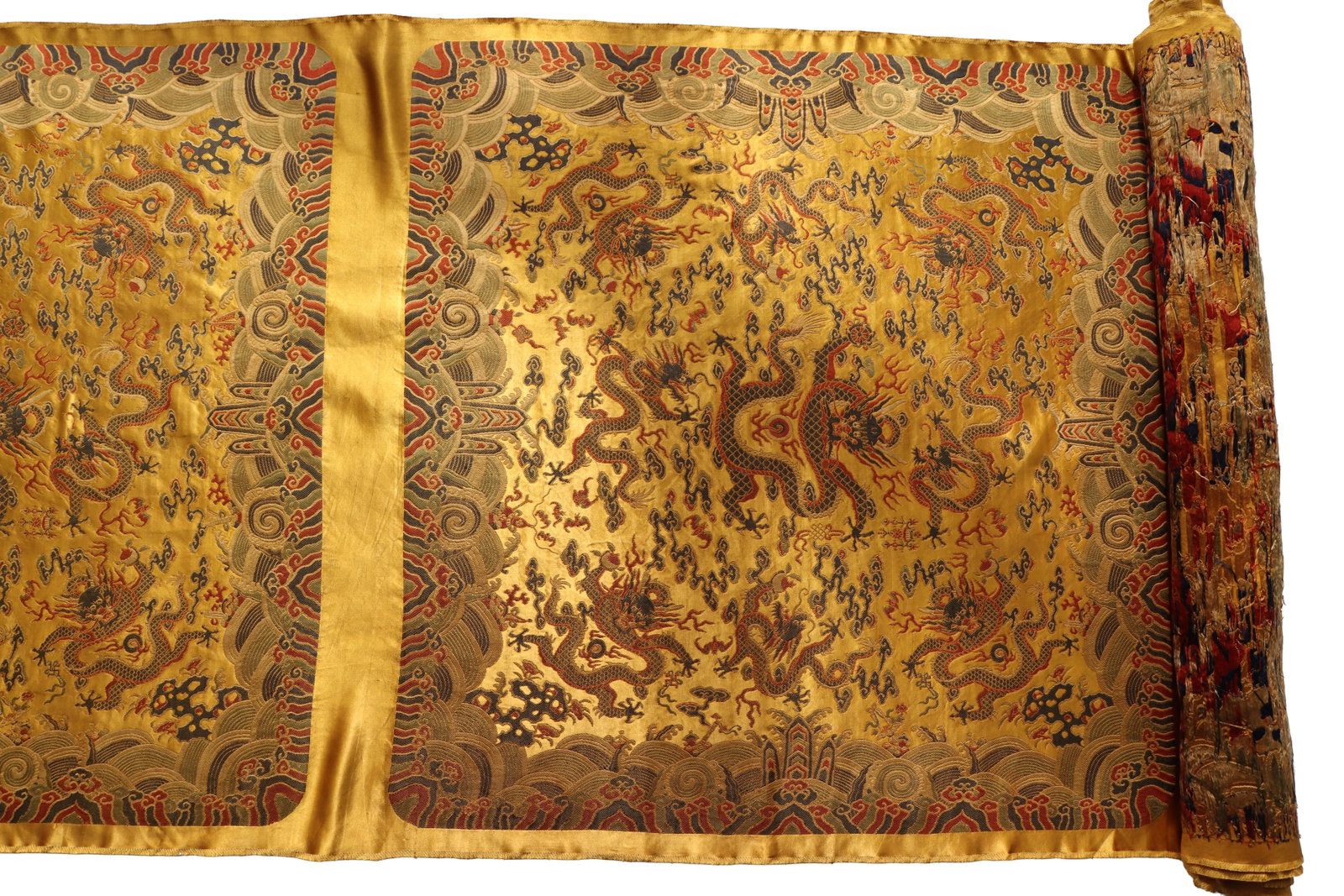 Silk Cloud and Dragon Pattern Embroidery - 2
