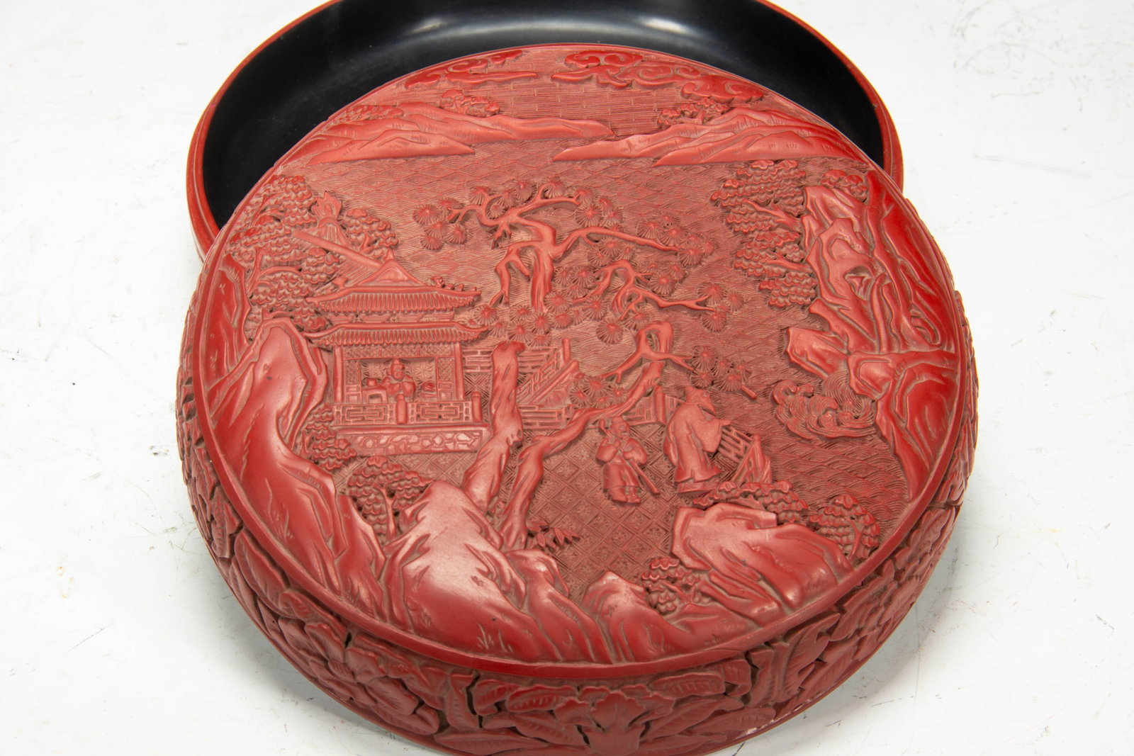 CHINESE CINNABAR LACQUER BOX - 6