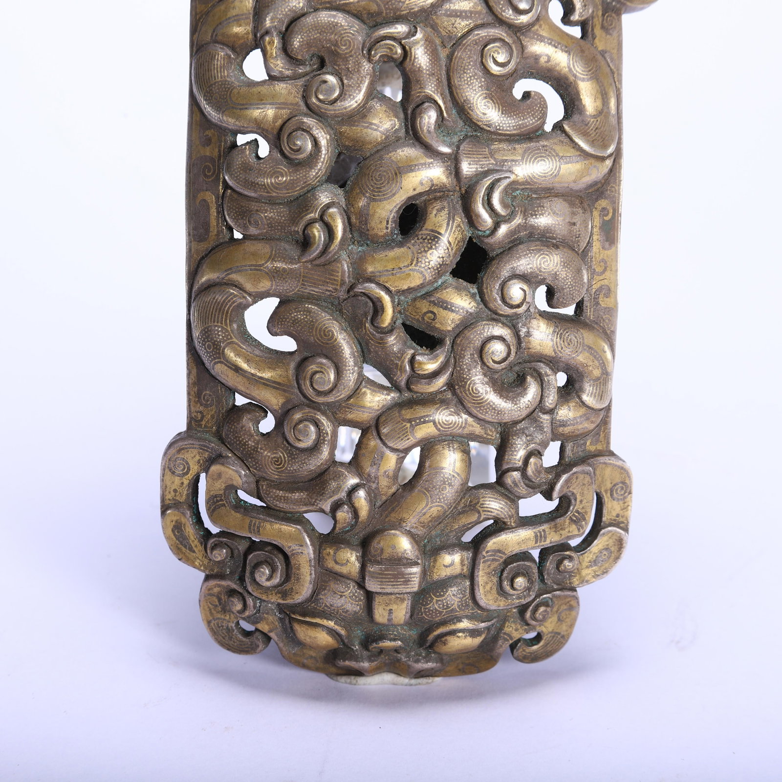 A BRONZE CHILONG BELTHOOK - 4