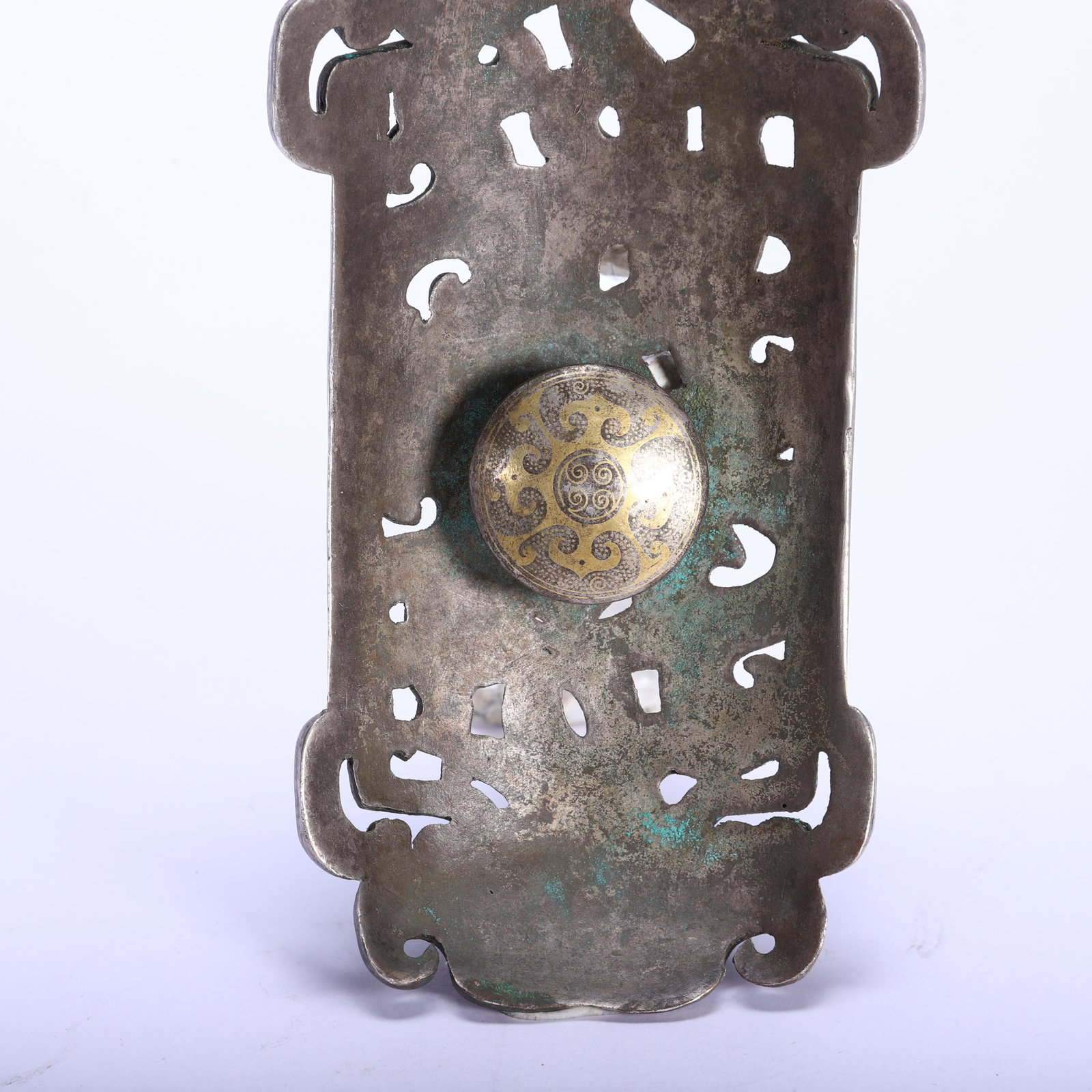A BRONZE CHILONG BELTHOOK - 8