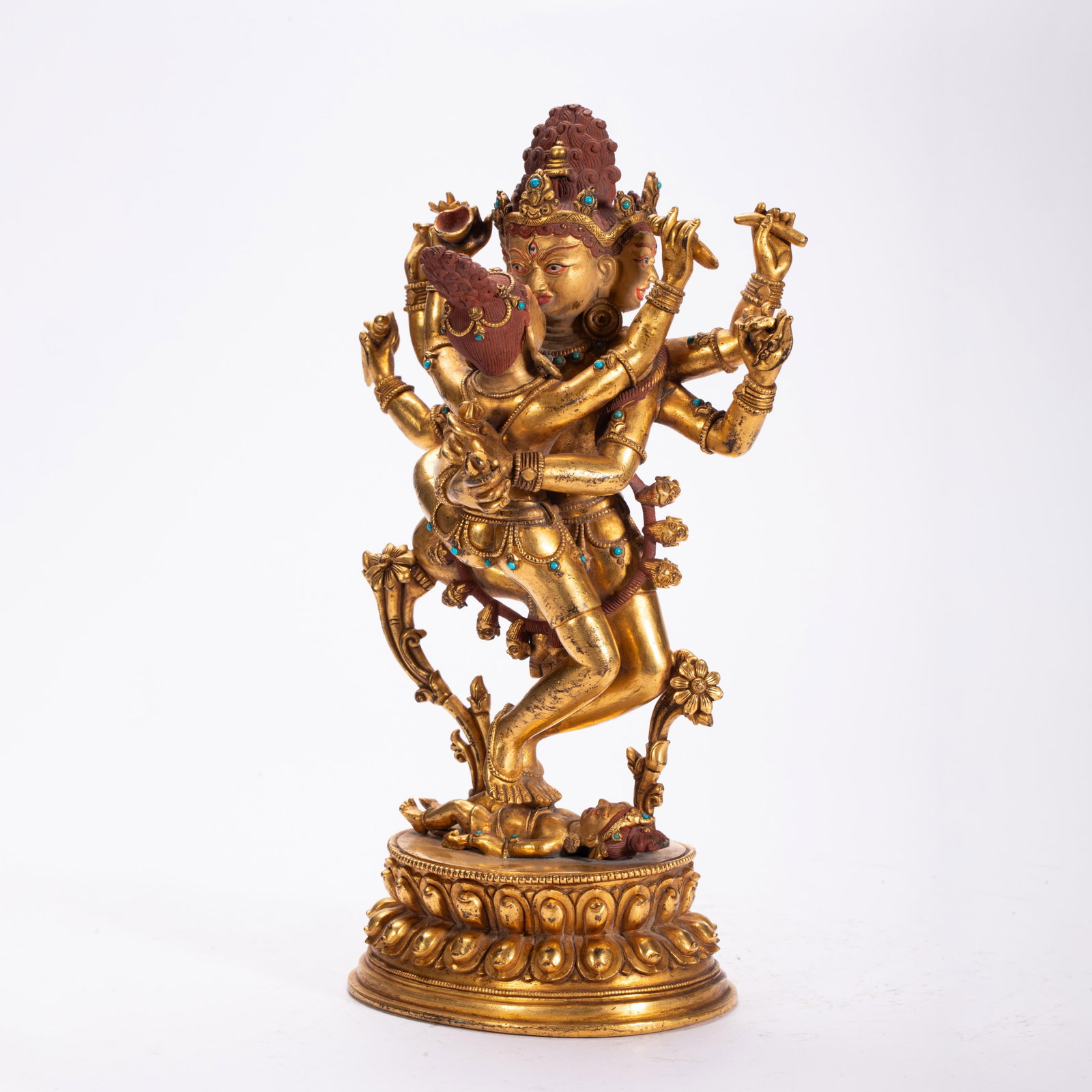 A CHINESE BRONZE DOUBLE-OX ZUN VESSEL6 (1 of 10)