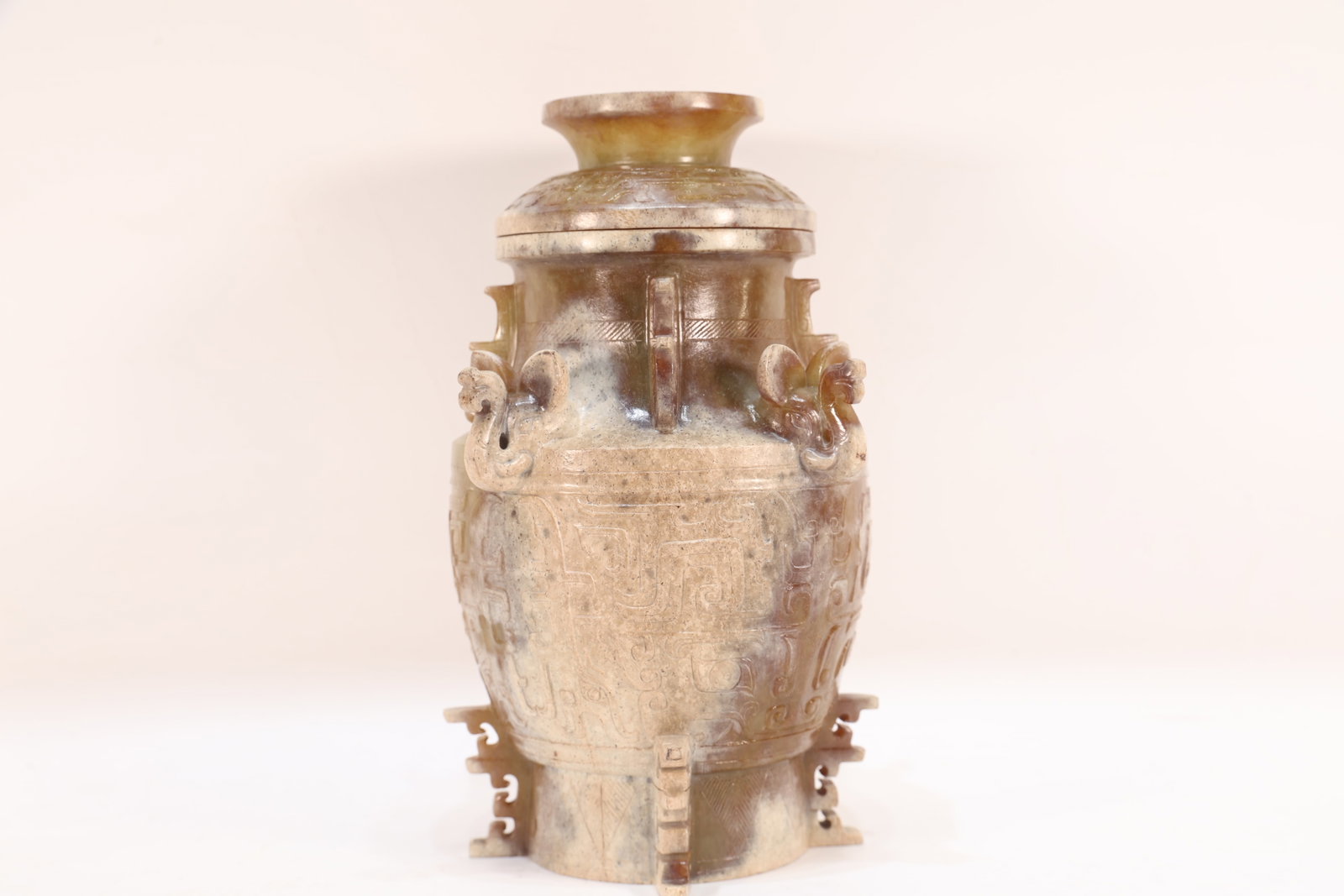 Jade Carved Beast Face Pattern Lid Pot - 4