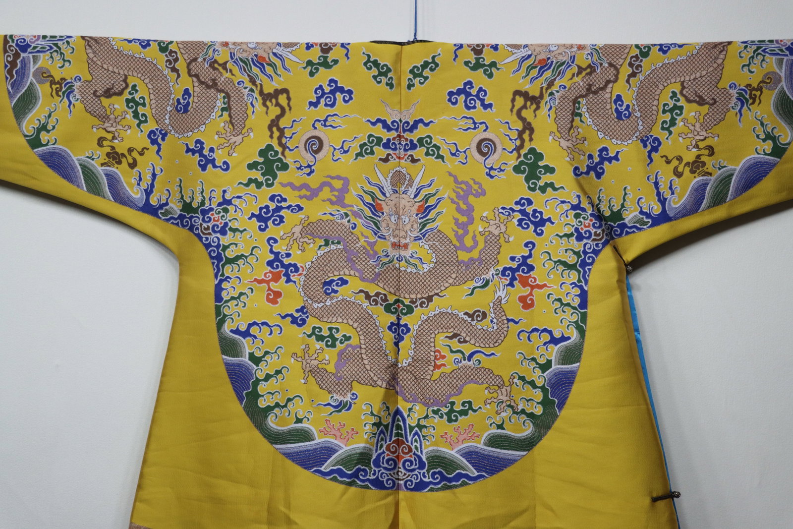 Silk Embroidery Cloud and Dragon Pattern Dragon Robe - 9