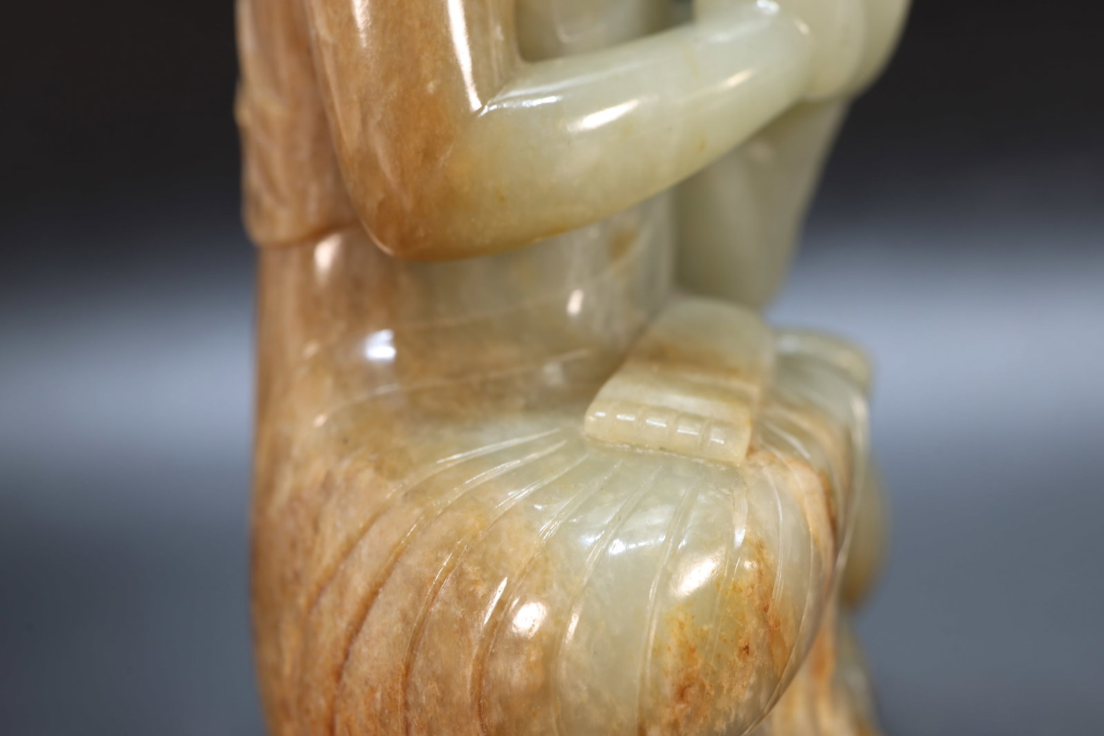 Jade Sakyamuni Figure - 7