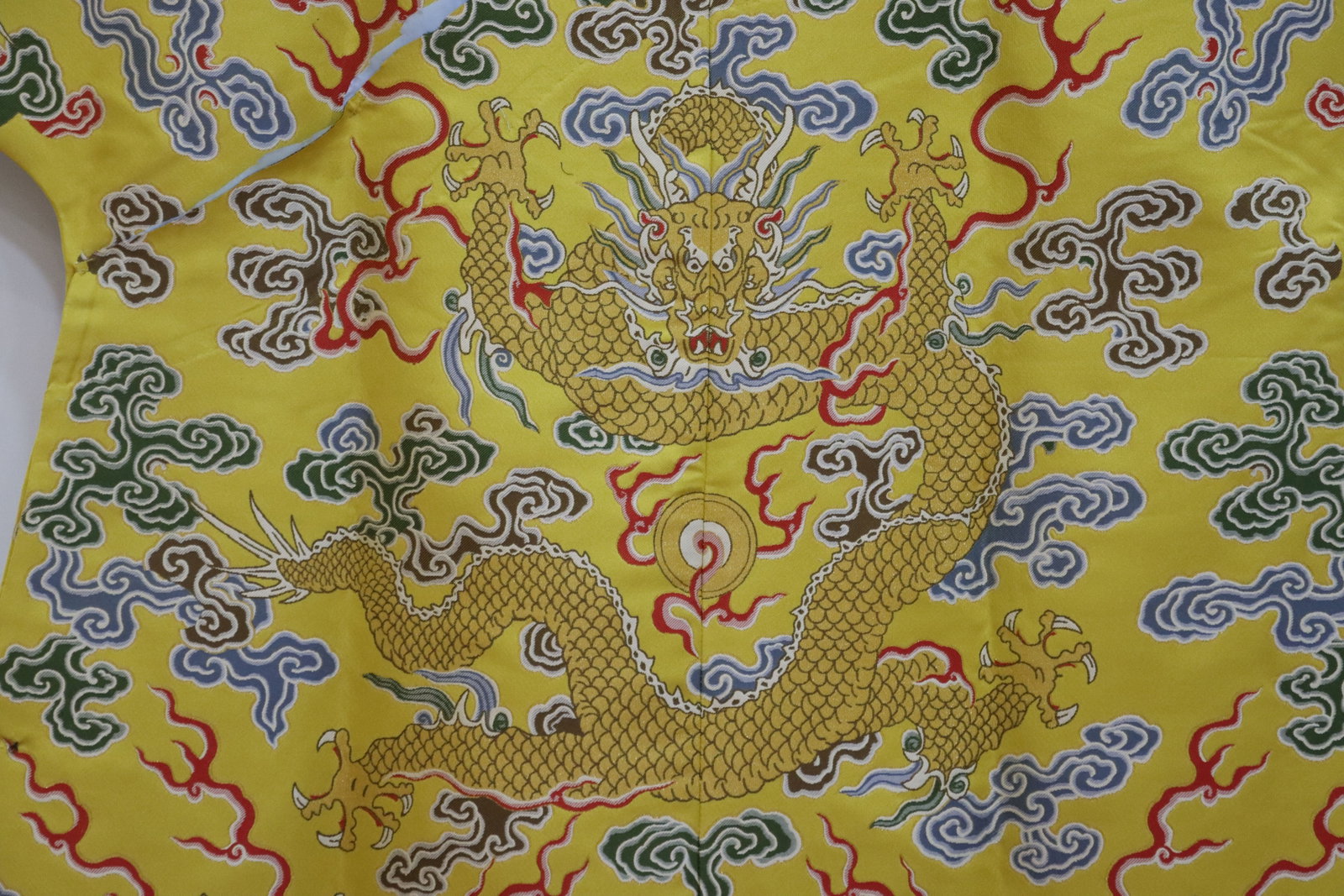 Silk Embroidery Cloud and Dragon Pattern Dragon Robe - 6