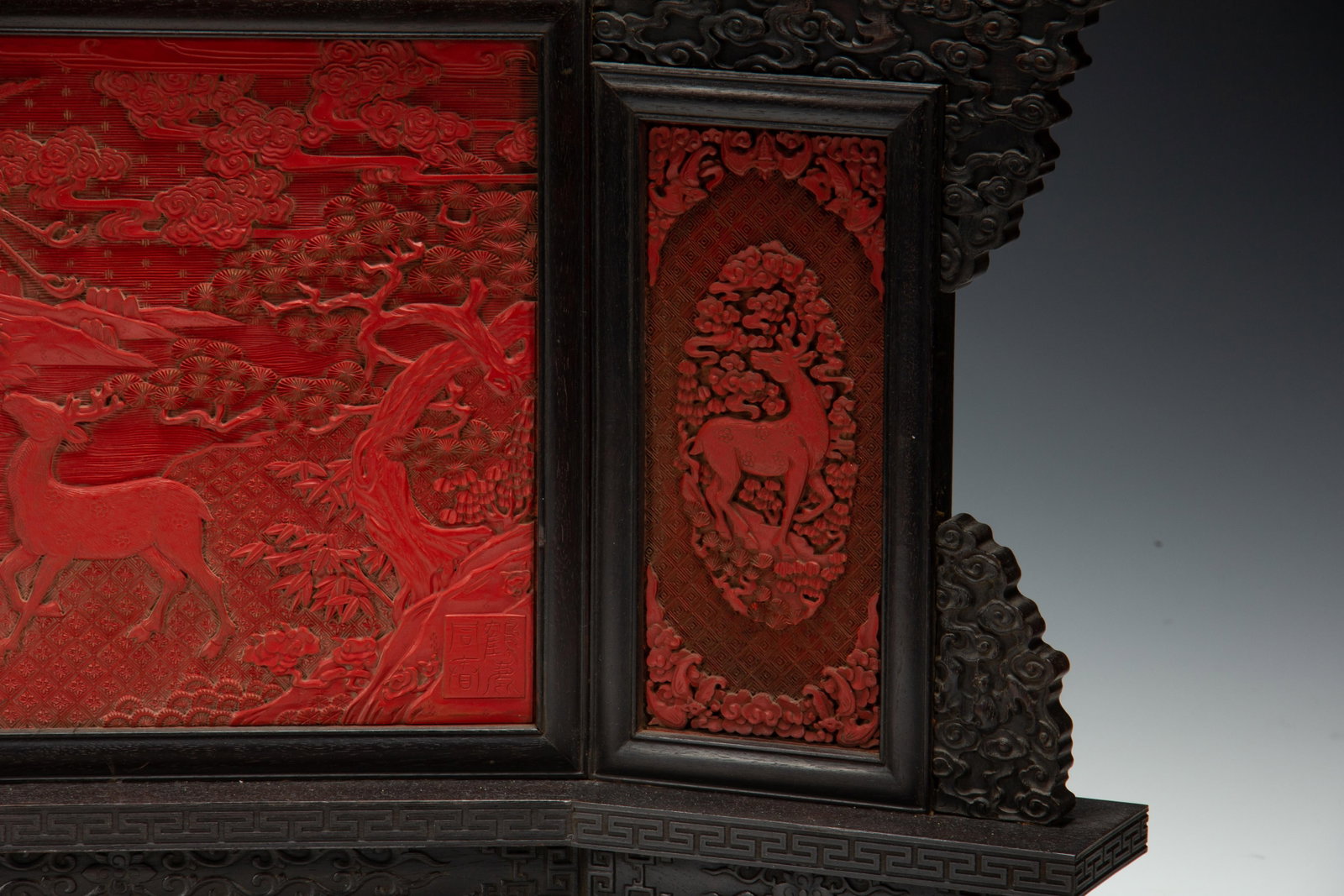 A CHINESE CINNABAR LACQUER THREE-PANEL TABLE SCREEN - 4