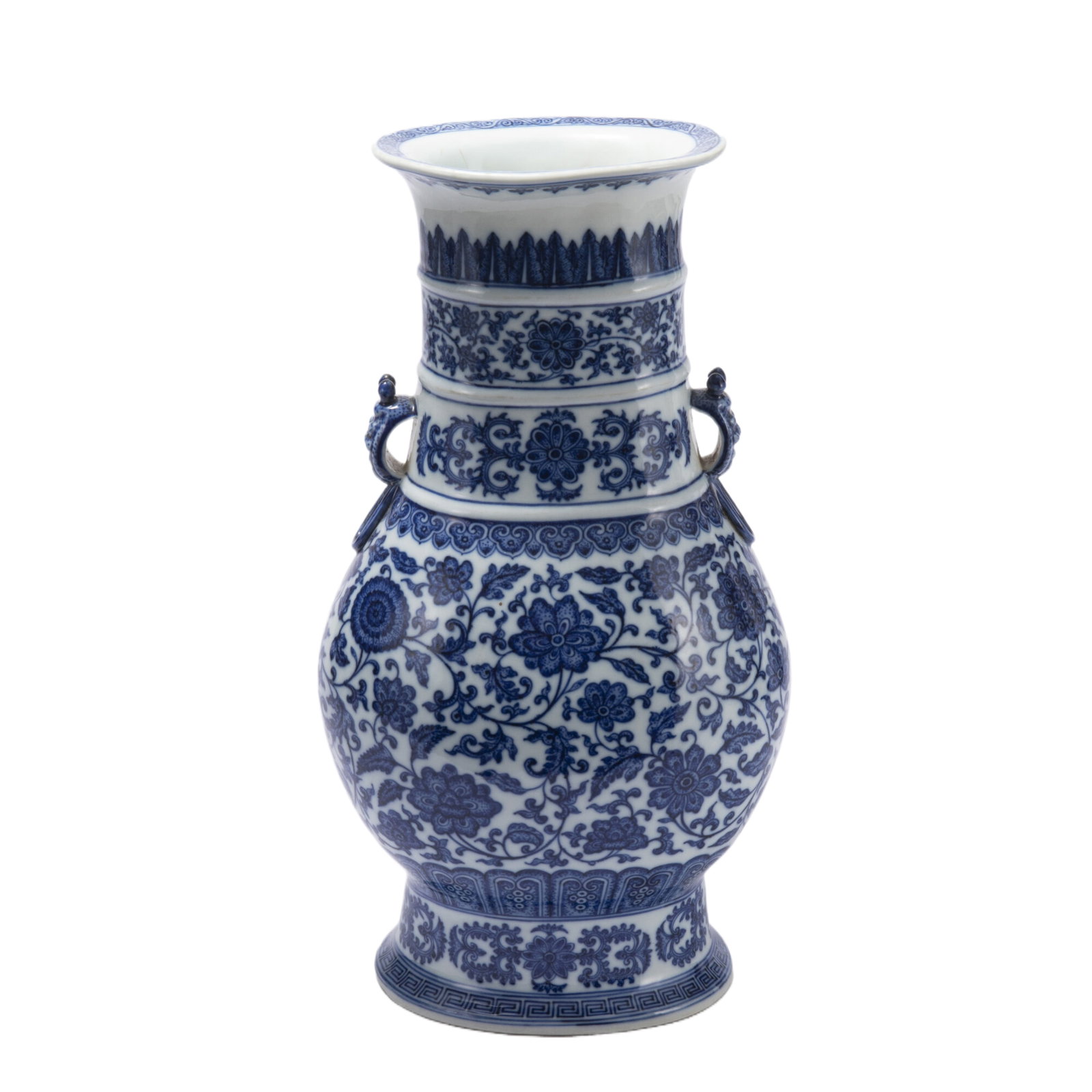 A CHINESE BLUE AND WHITE PEONY VASE: A CHINESE BLUE AND WHITE PEONY VASE (20 x 15.5 x 39.4cm)