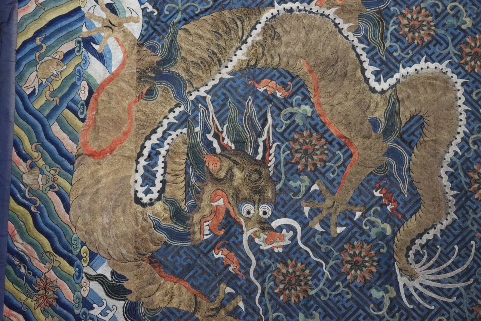 Silk Embroidery Cloud and Dragon Pattern Buzi - 5