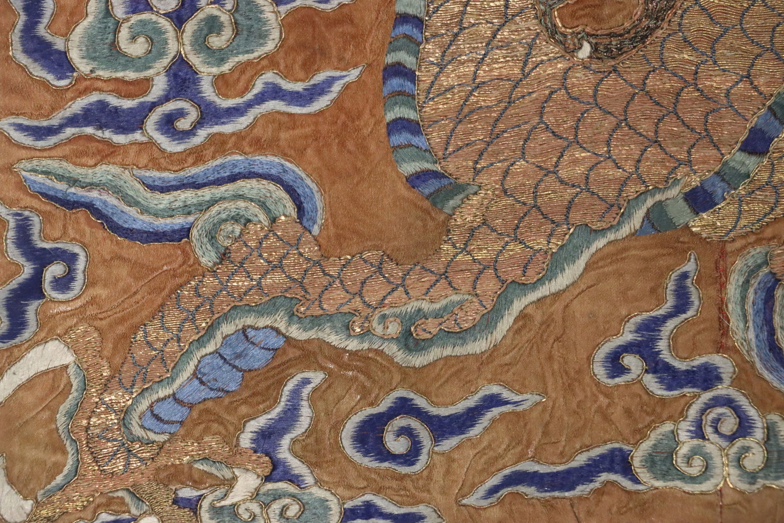 Silk Embroidery Cloud and Dragon Pattern Buzi - 5