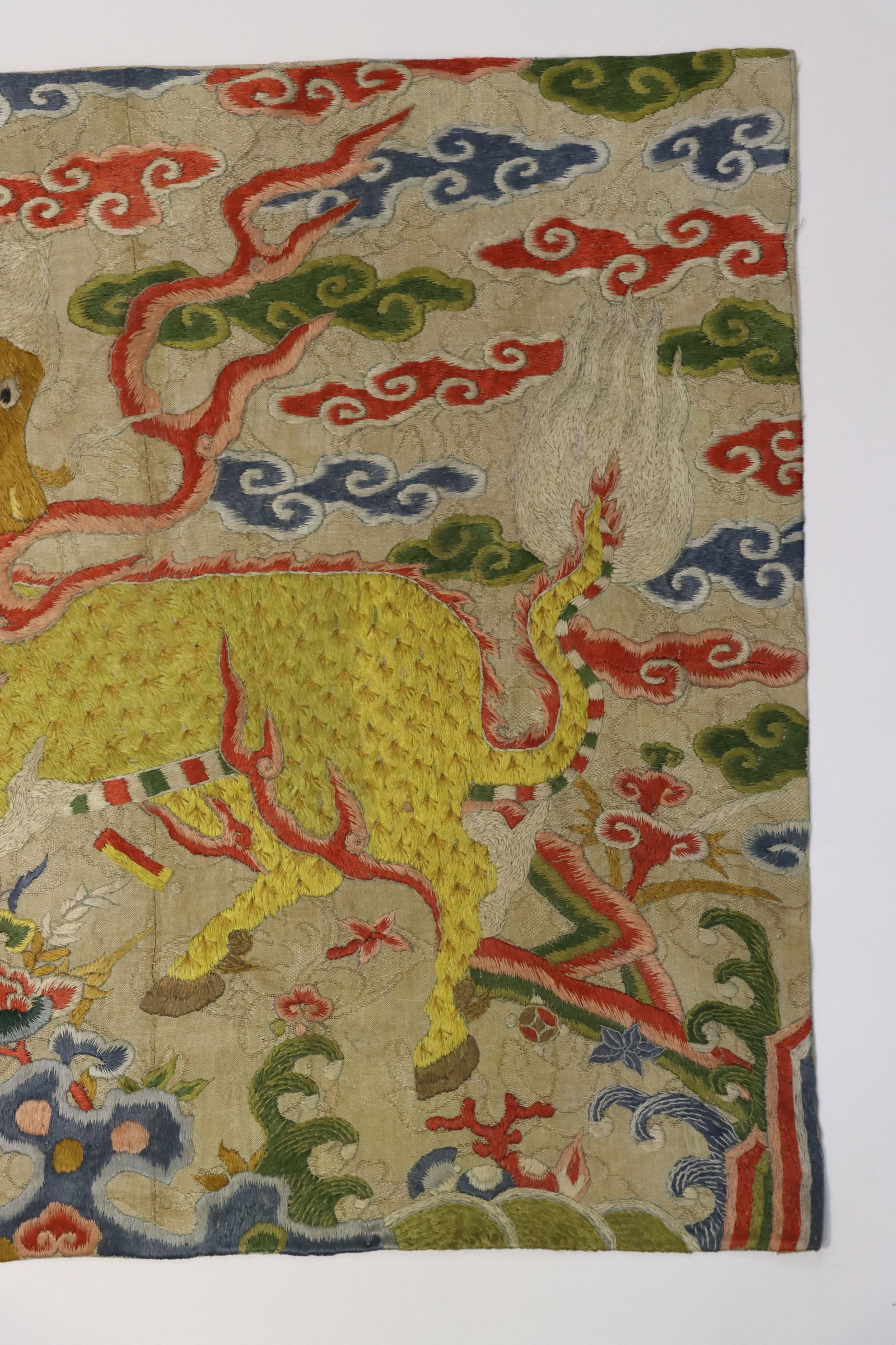 Silk Embroidery Kirin Pattern Buzi - 4