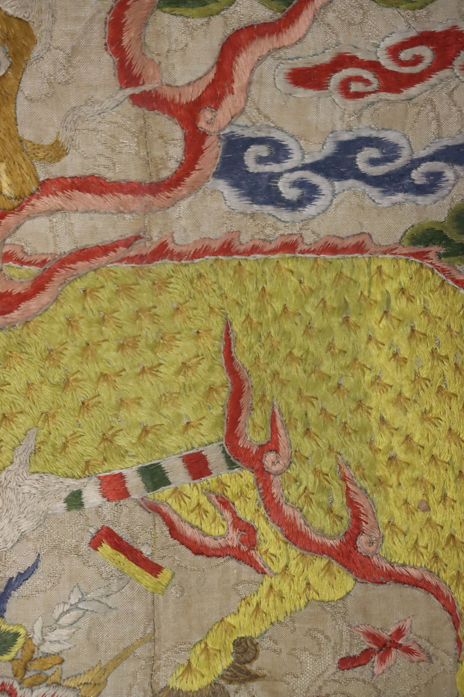 Silk Embroidery Kirin Pattern Buzi - 9