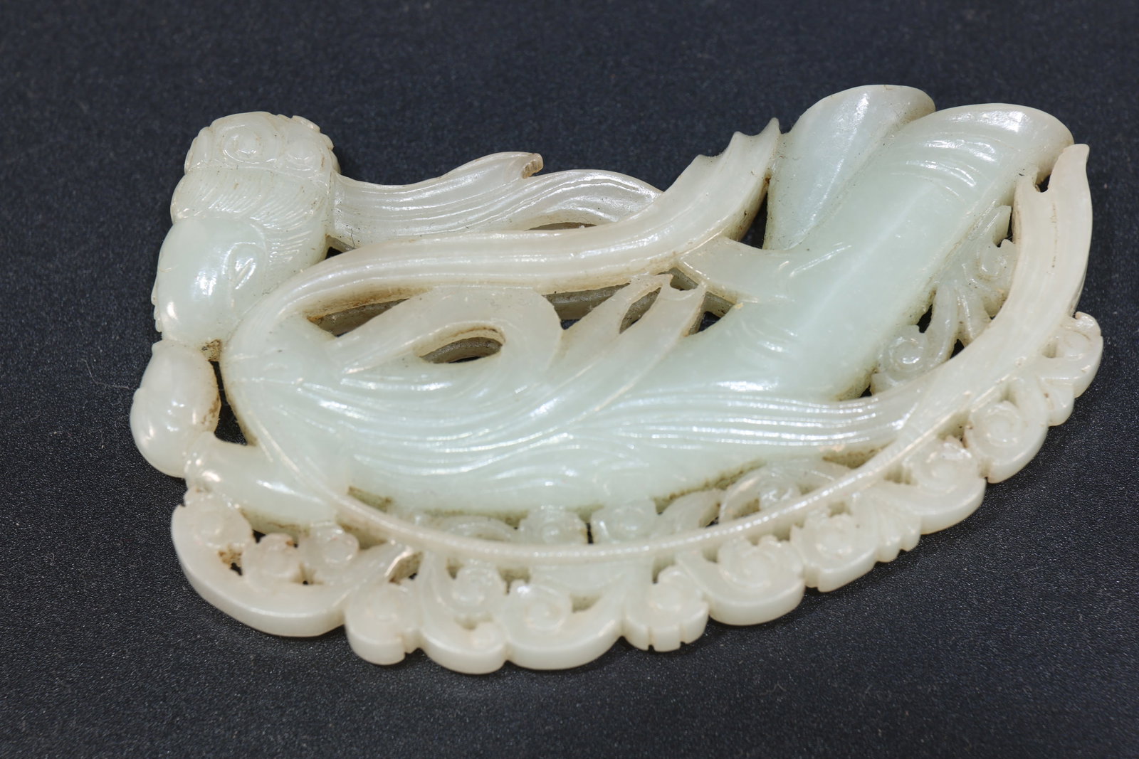 Jade Carved Flying Beauty Shape Ornament: Jade Carved Flying Beauty Shape Ornament ?9 x 5.5 x 1.5cm?
