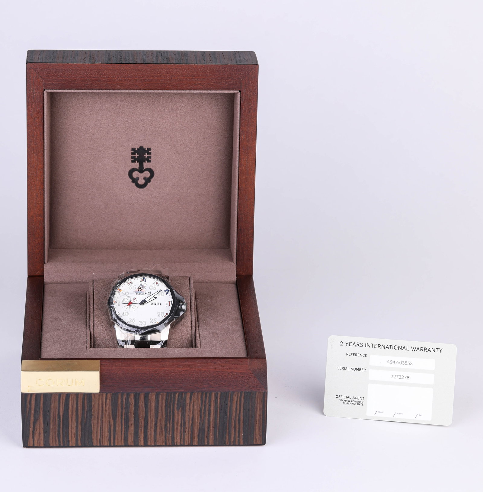 A CORUM TITANIUM AUTOMATIC MECHANICAL WRISTWATCH - 4