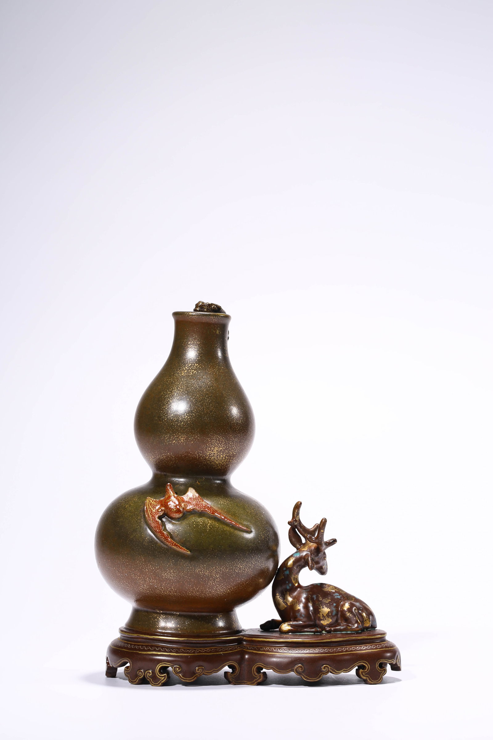 A 'BRONZE-GLAZE IMITATION' DOUBLE-GOURD VASE: A 'BRONZE-GLAZE IMITATION' DOUBLE-GOURD VASE Description: Dimensions: Length: 17.7 cm x Width: 9.7 cm x Height: 19.2 cm. All measurements are approximate.