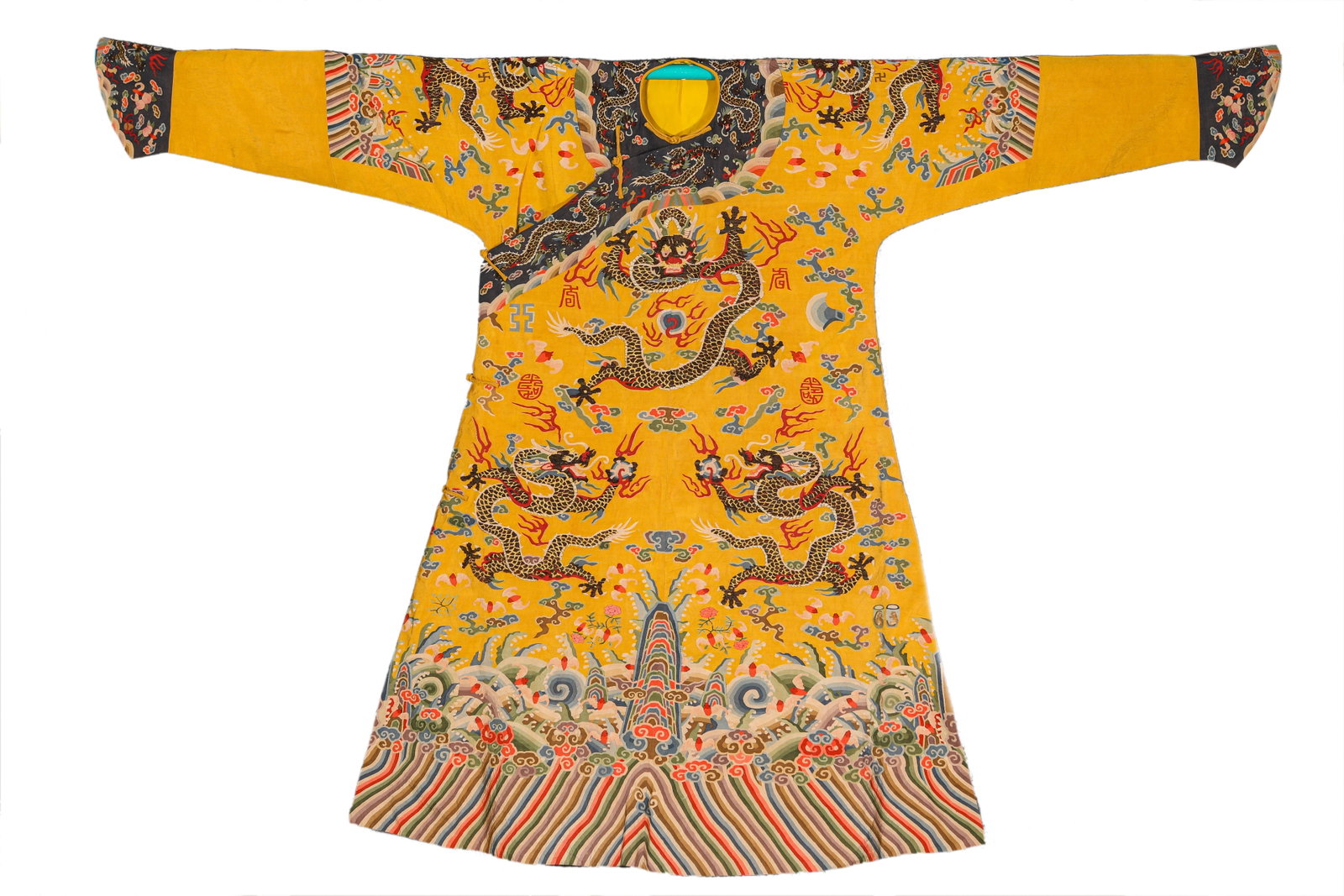 A 'DRAGON' ROBE: A 'DRAGON' ROBE Description: Dimensions: Width: 186 cm x Height: 129 cm. All measurements are approximate.