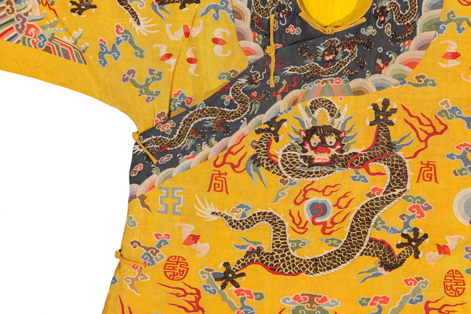A 'DRAGON' ROBE - 4