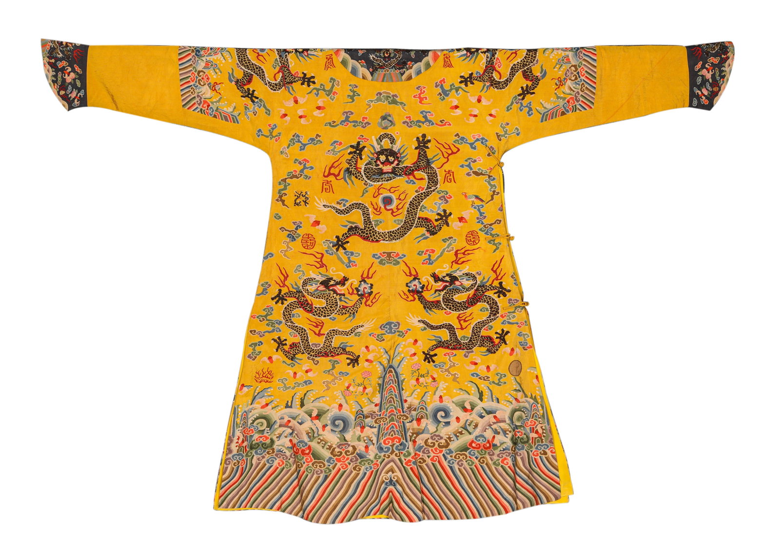 A 'DRAGON' ROBE - 6