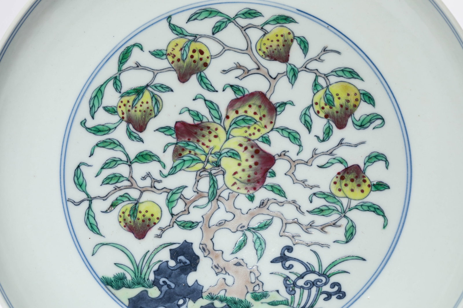 A DOUCAI 'BAT AND SHOU' DISH - 2