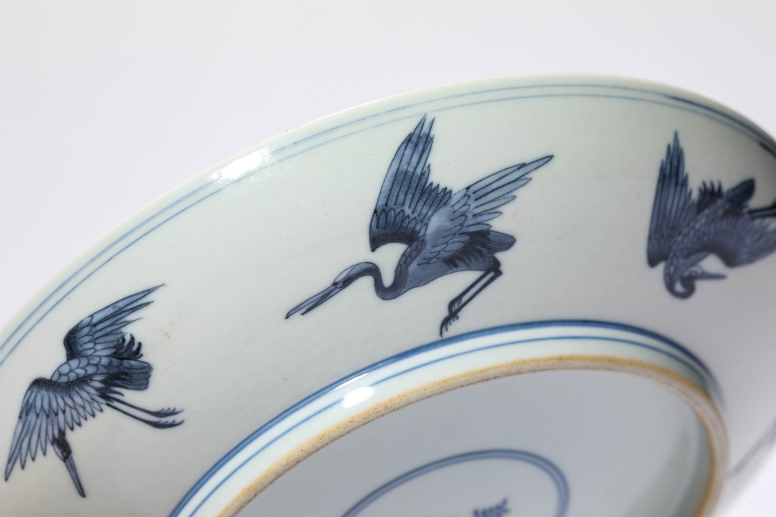 A DOUCAI 'BAT AND SHOU' DISH - 4
