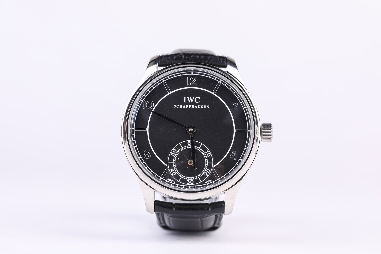 AN IWC STAINLESS STEEL MECHANICAL WRISTWATCH: AN IWC STAINLESS STEEL MECHANICAL WRISTWATCH Description: Dimensions: Width: 48 mm. All measurements are approximate.