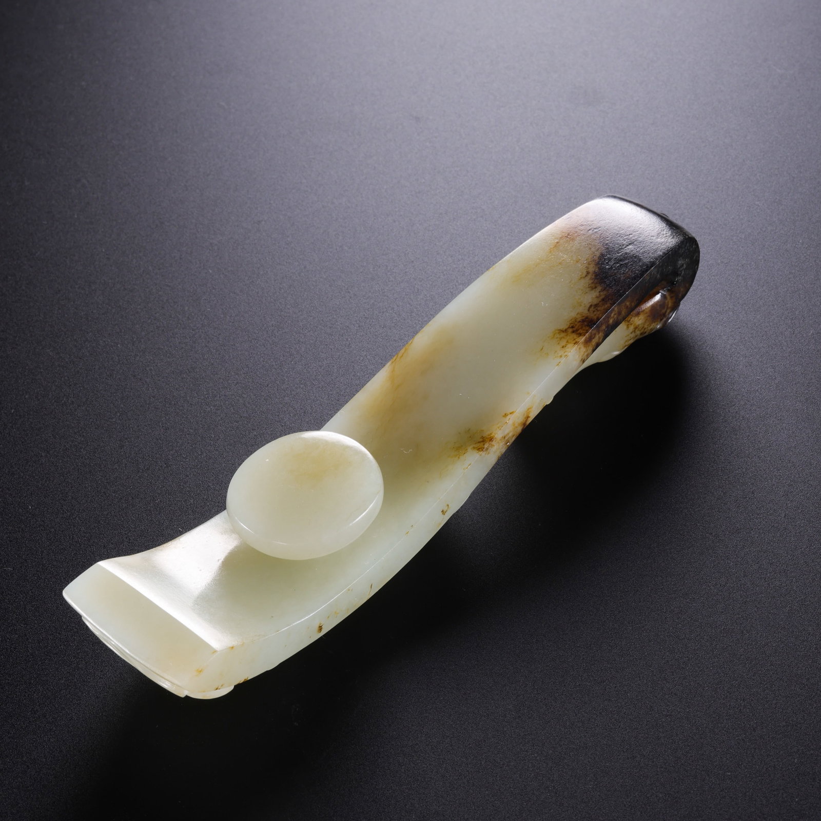 A JADE BELT HOOK - 6