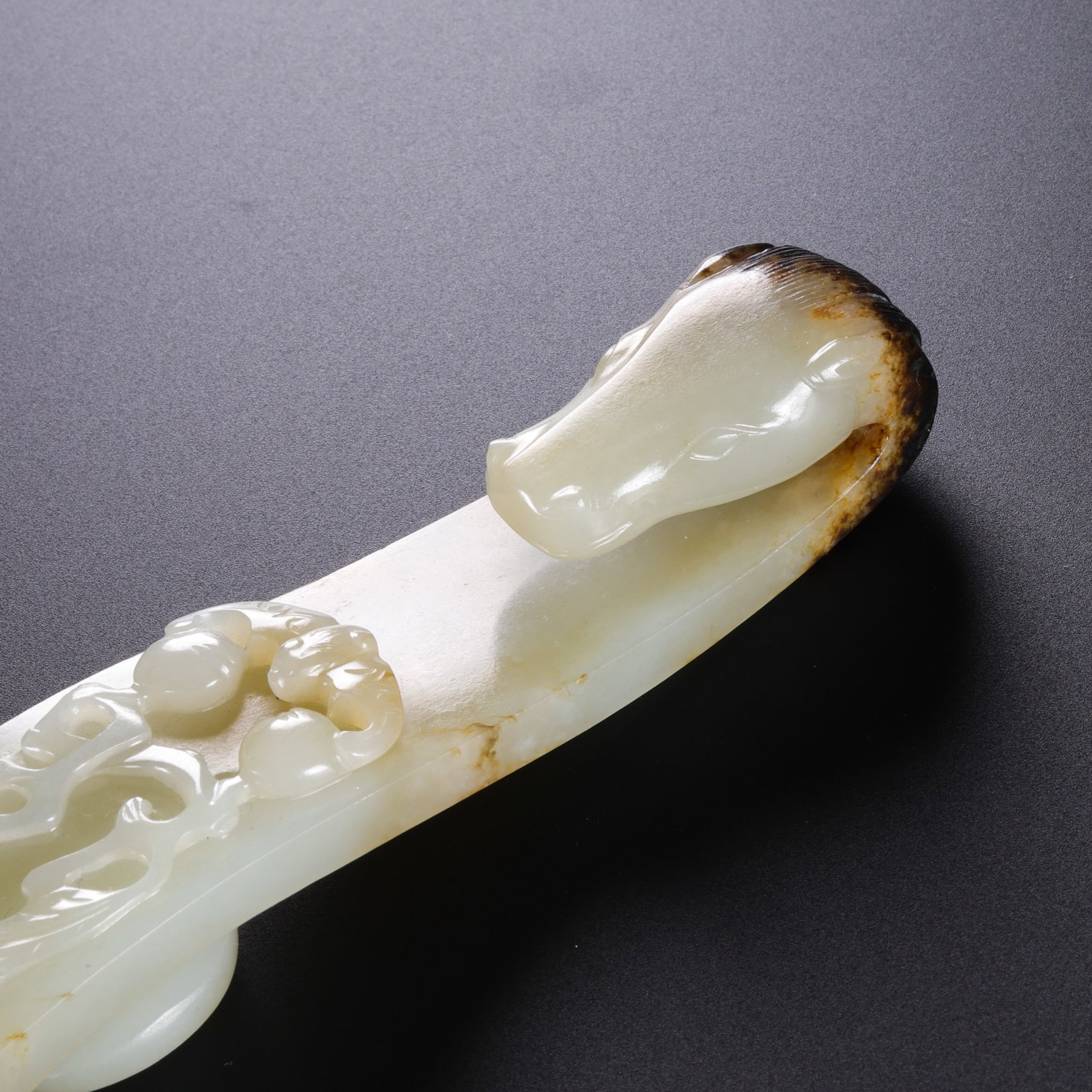 A JADE BELT HOOK - 7