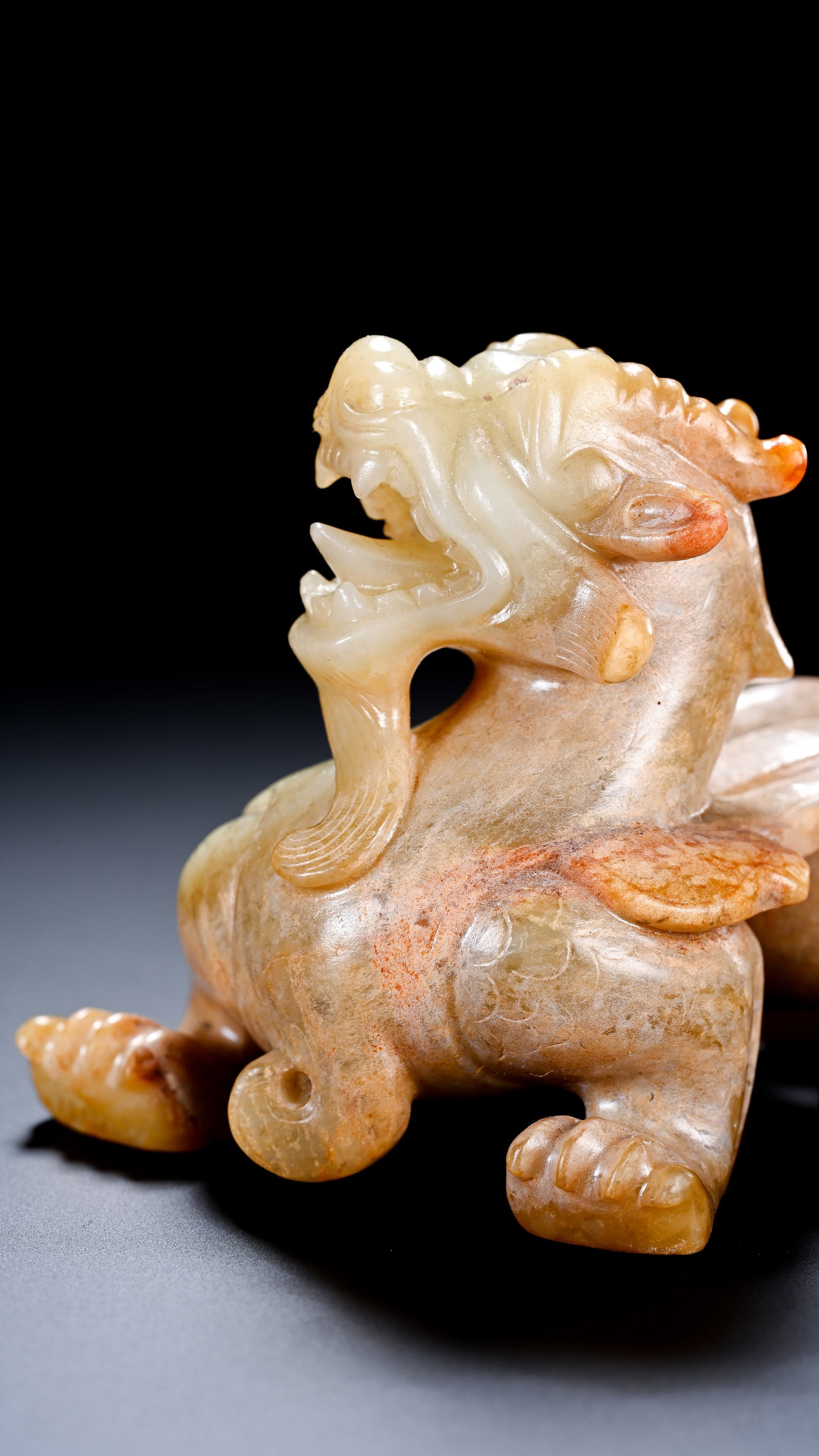 A JADE 'AUSPICIOUS BEAST' - 3