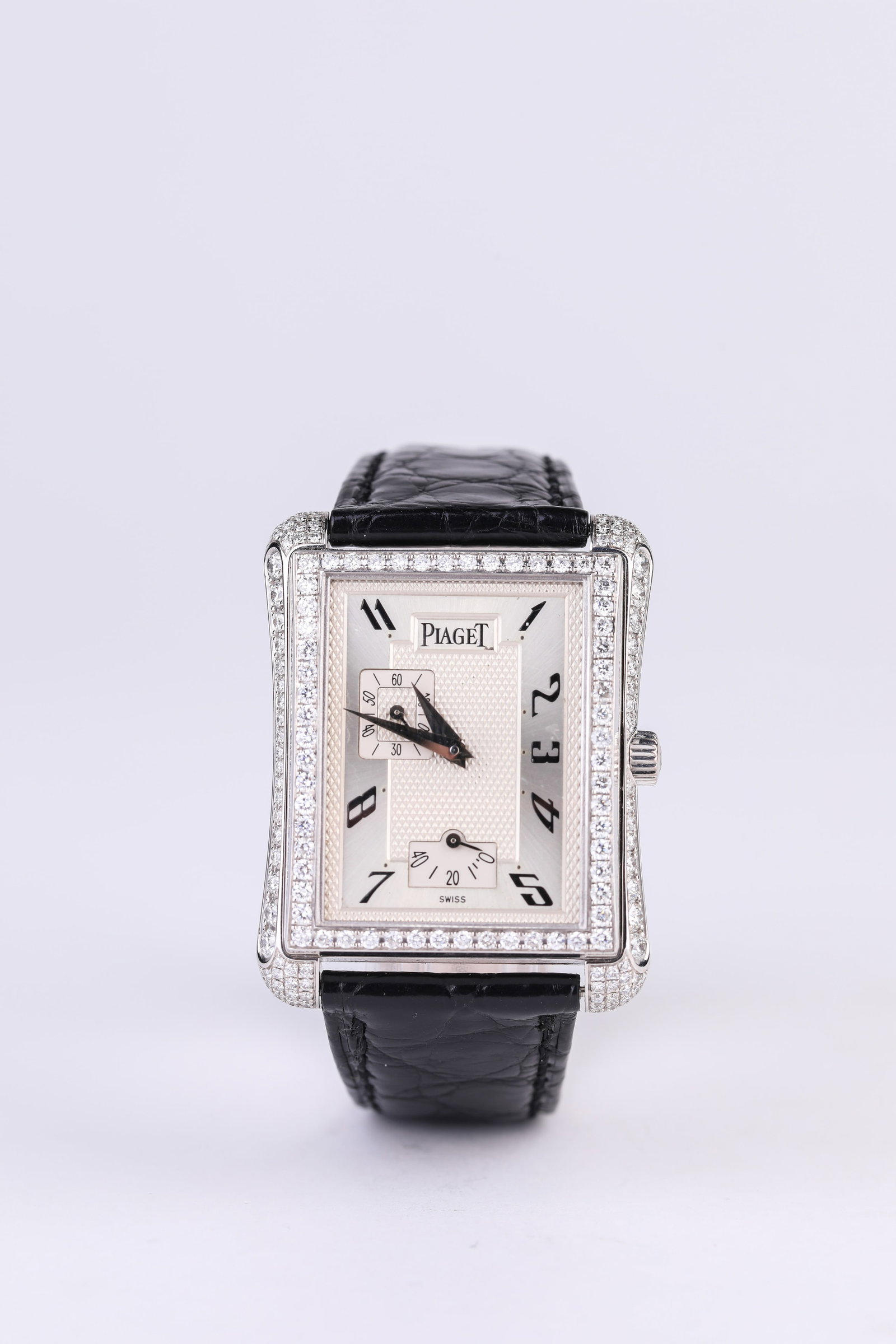 A PIAGET 18K WHITE GOLD DOUBLE-ROW DIAMOND-SET MECHANICAL WRISTWATCH (1 of 3)