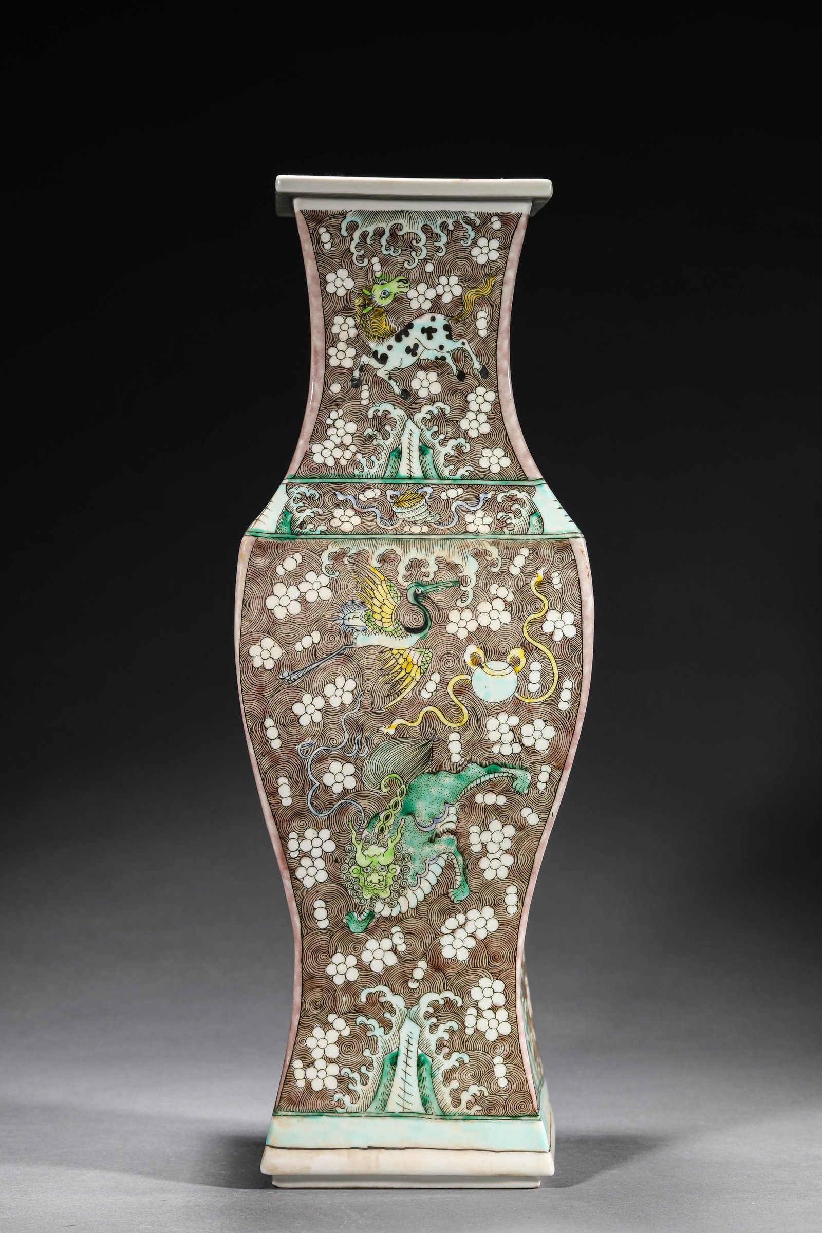 A WUCAI SQUARE VASE - 4