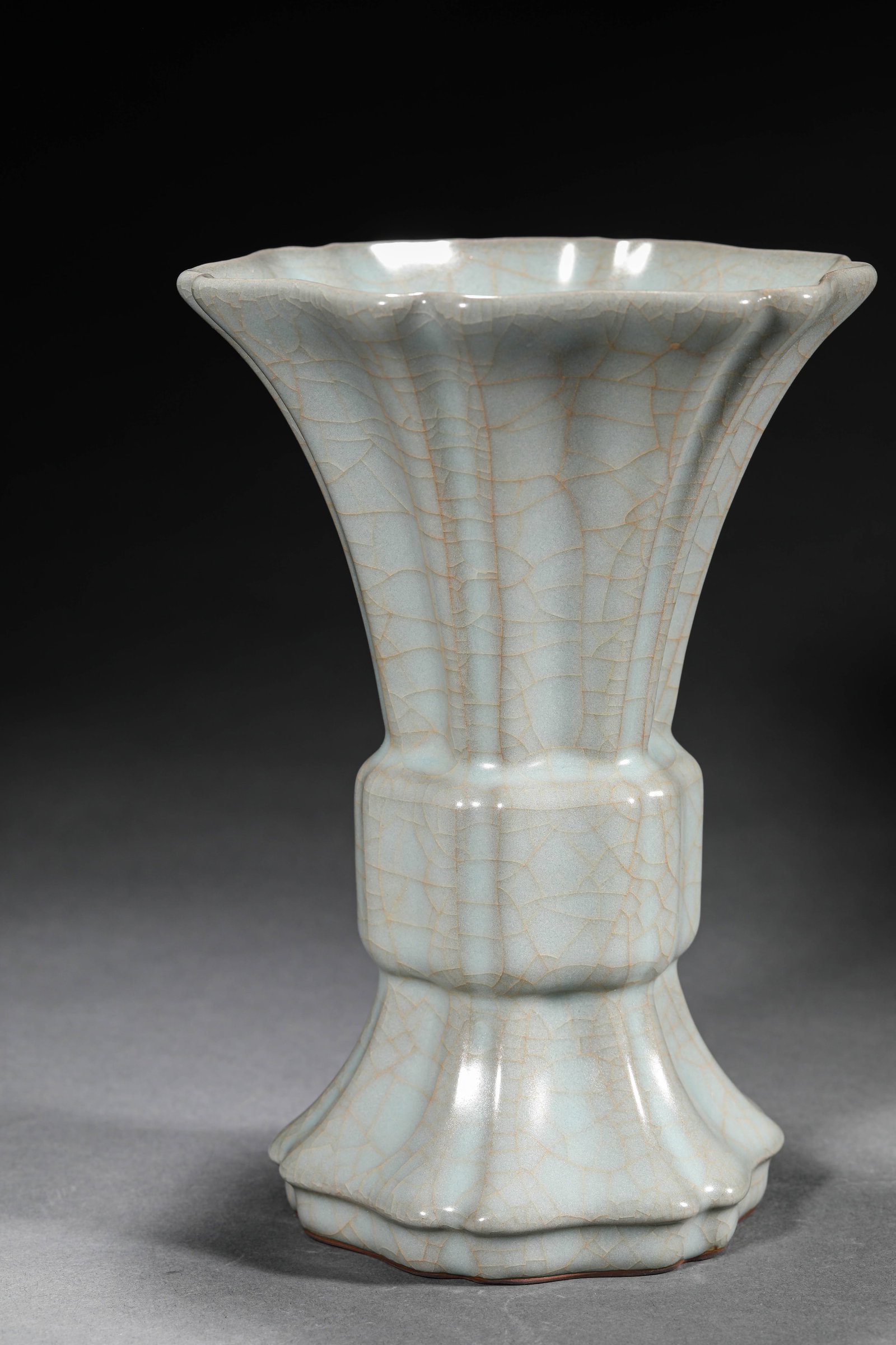 A GE WARE GU VASE - 6