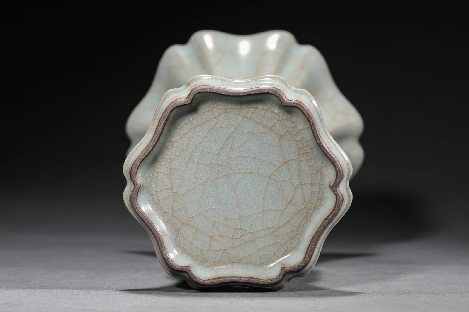 A GE WARE GU VASE - 7